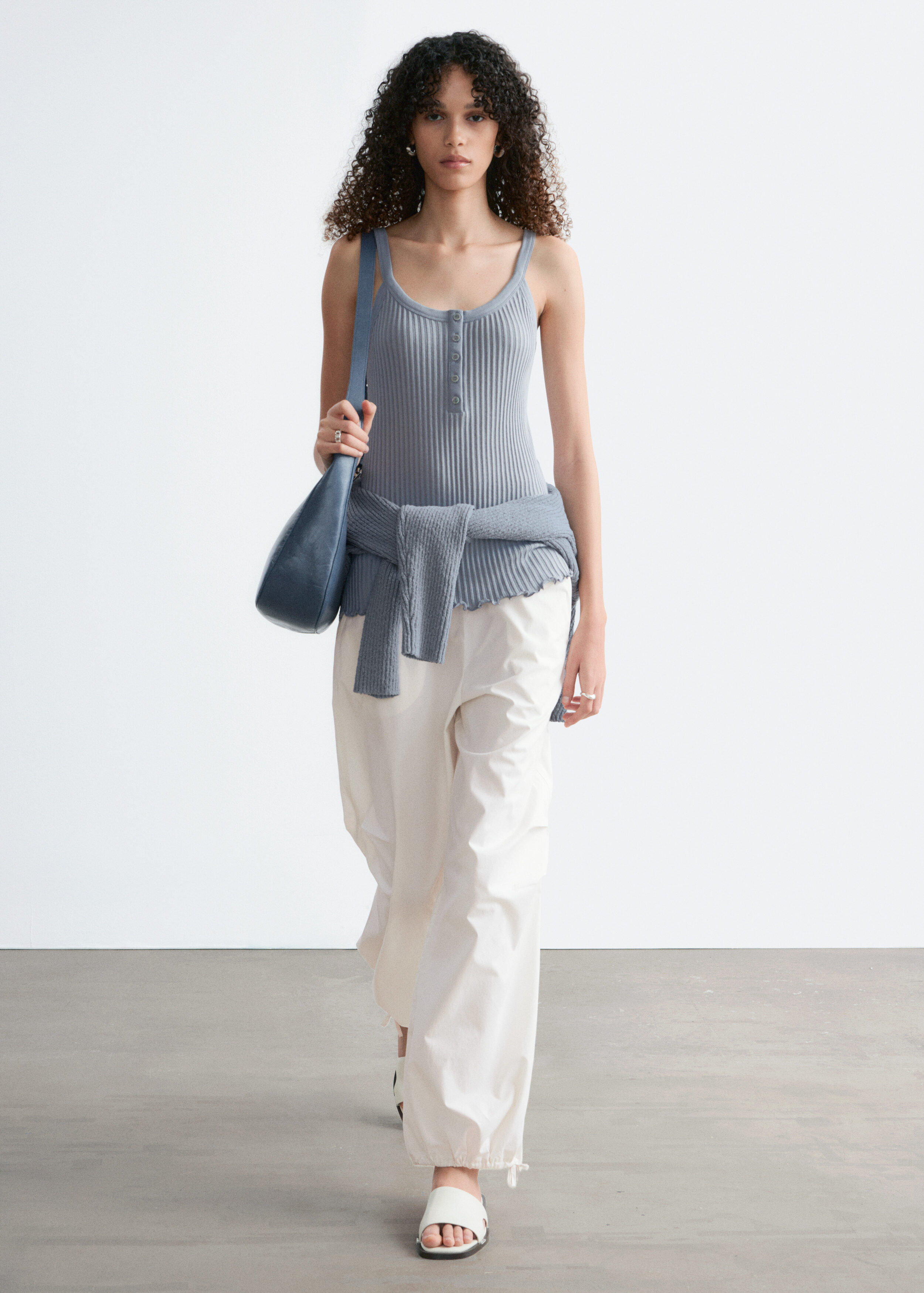& Other Stories SCALLOPED TANK TOP