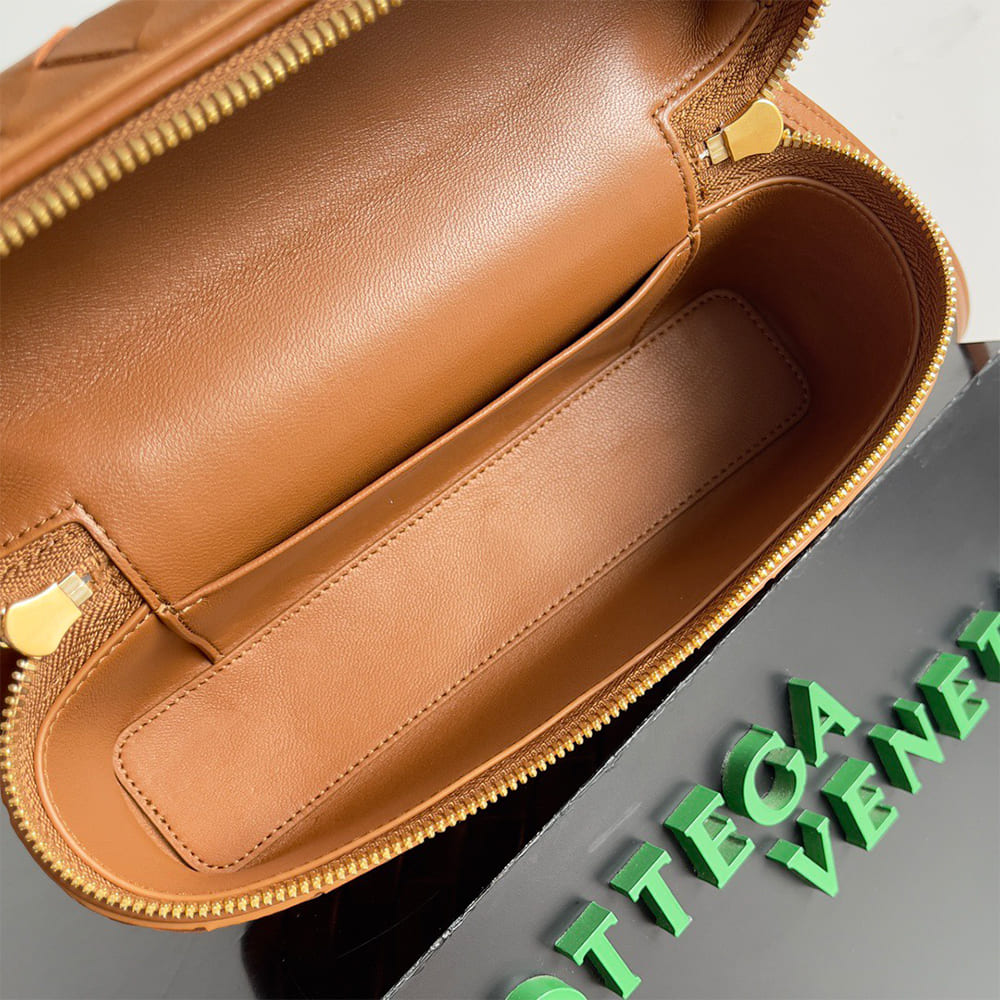 Bottega Veneta Bang Bang Vanity Case(high-end grade) - Top Club