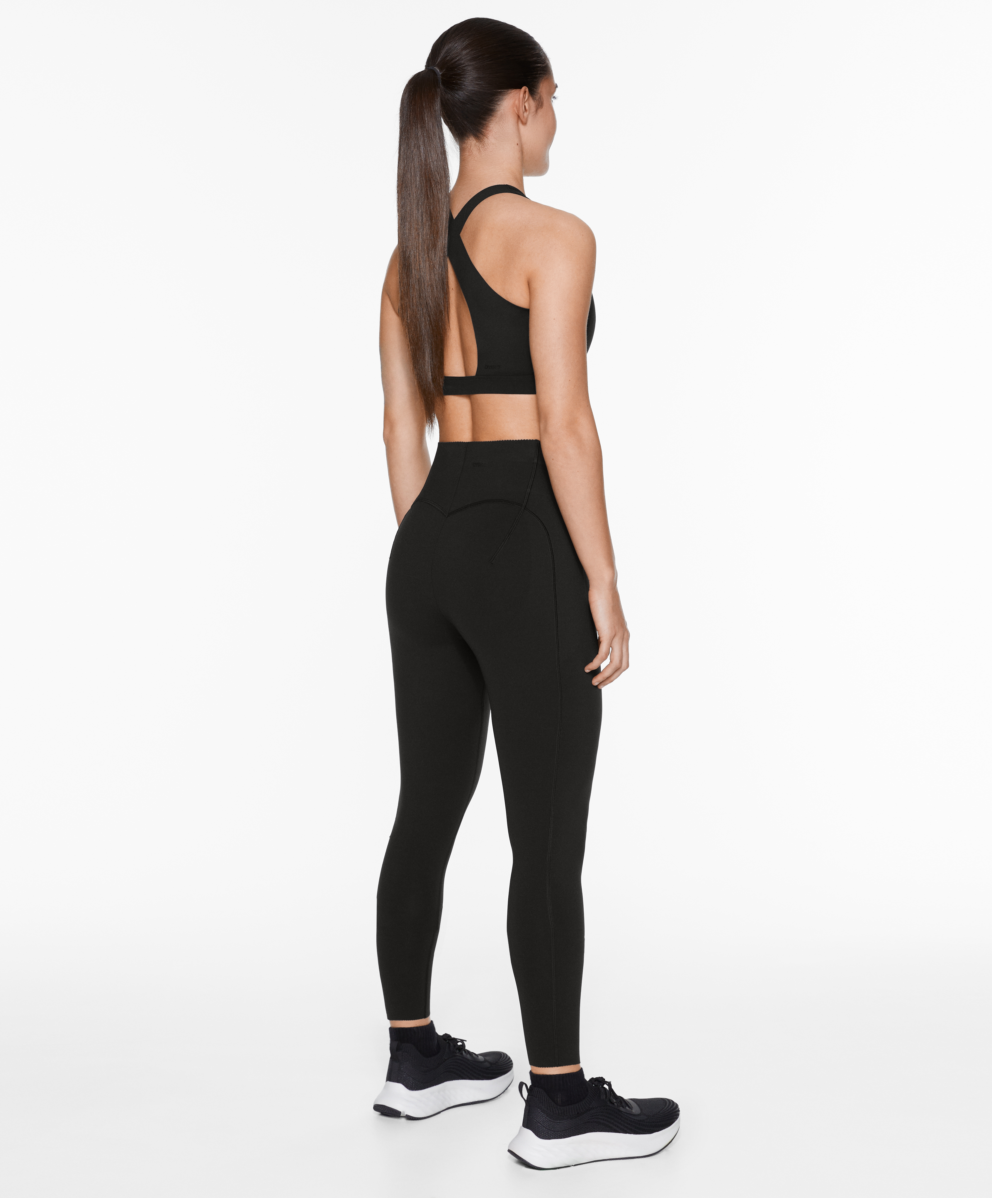 OYSHO Compressive raise up ankle-length leggings
