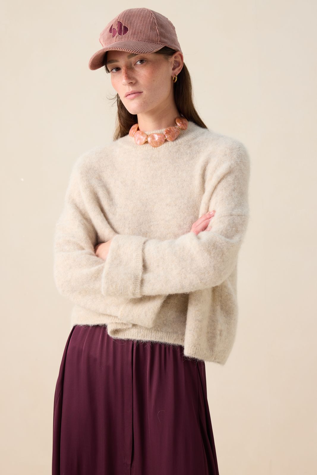 Lichtroze resin ketting