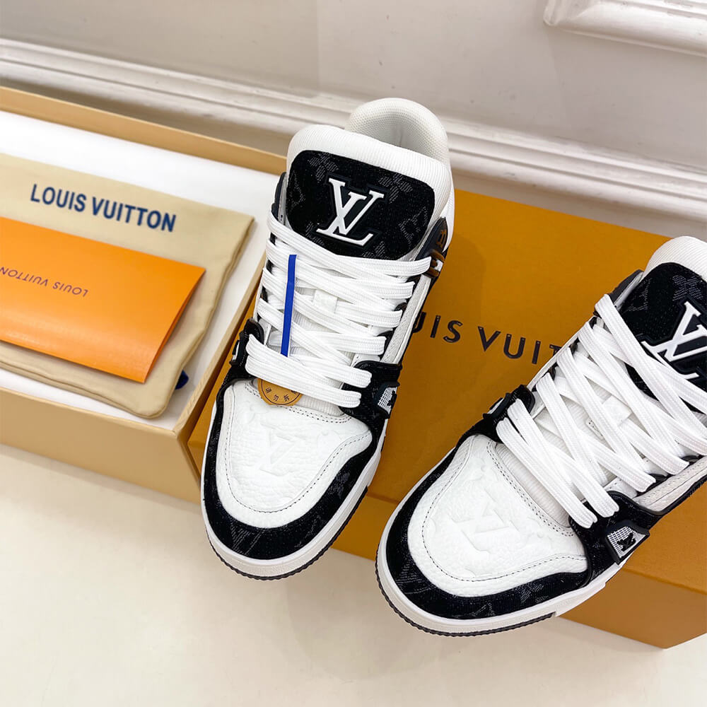 LV Trainer Sneaker - Top Club