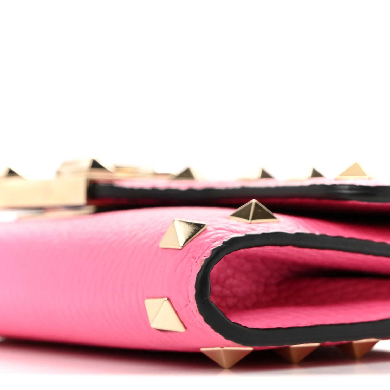 Pebbled Calfskin Rockstud Flip Lock Wallet On Chain Feminine Pink - Top Club