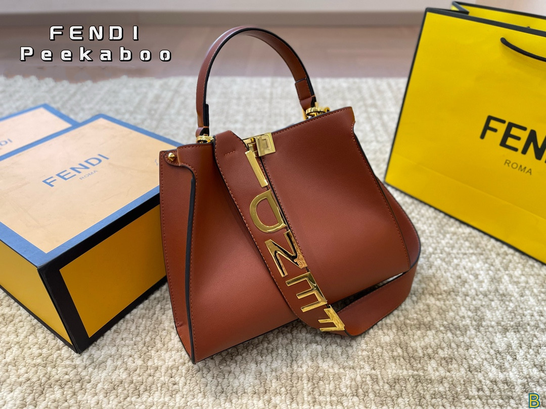 Fen Peekaboo new arrival tote bag size : 30*24 cm - Top Club