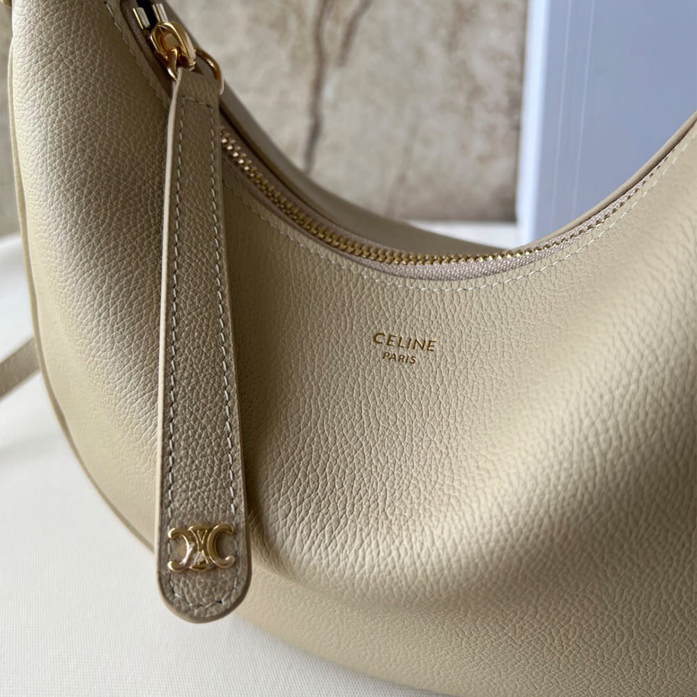 Celine Teen Celine Lulu IN Grained calfskin - Top Club