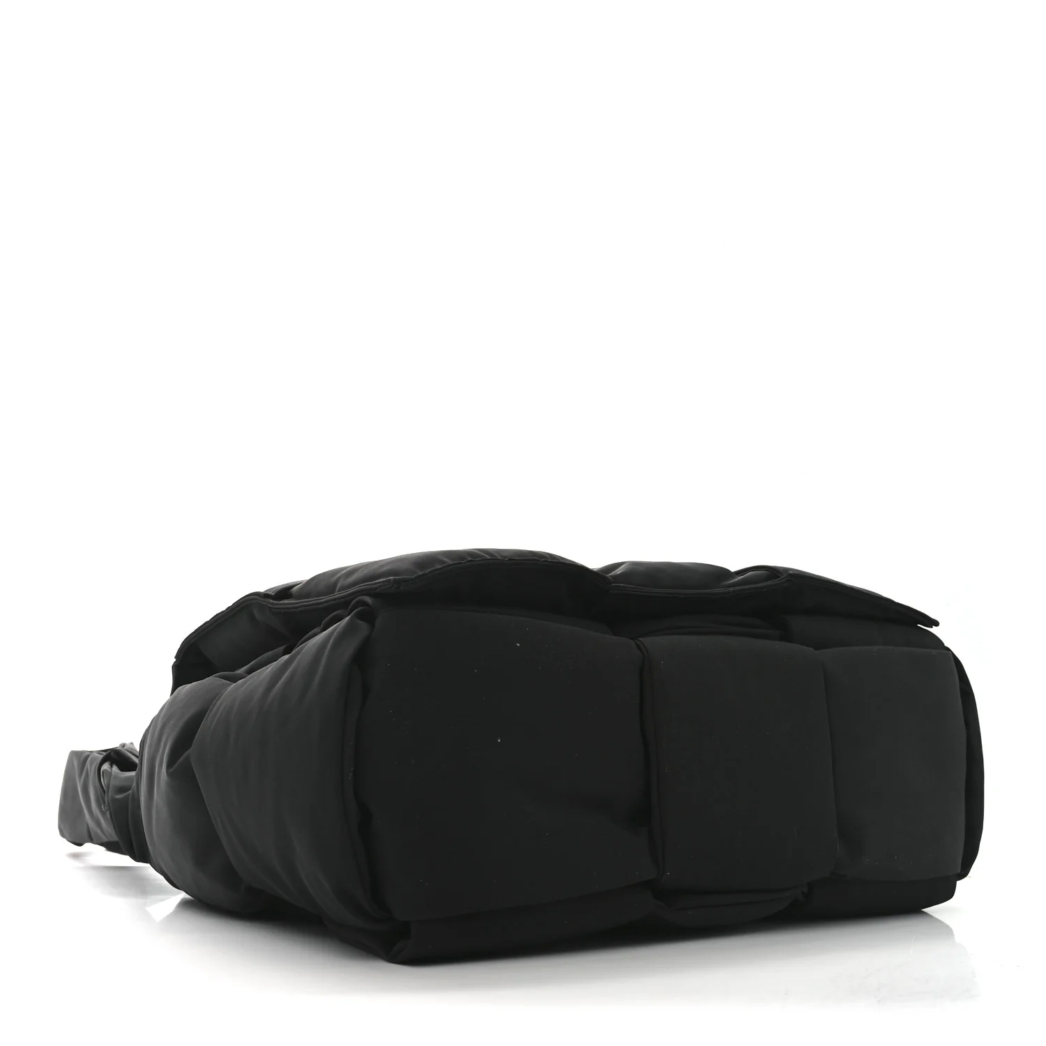 Nylon Intrecciato Padded Tech Maxi Cassette Bag Black - Top Club