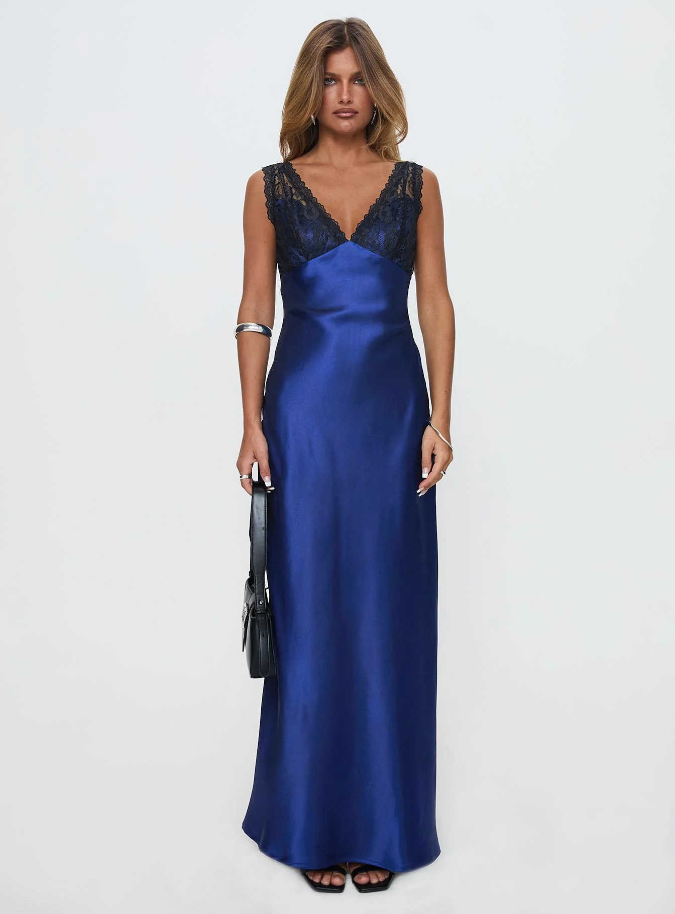 Voila Lace Maxi Dress Navy / Black