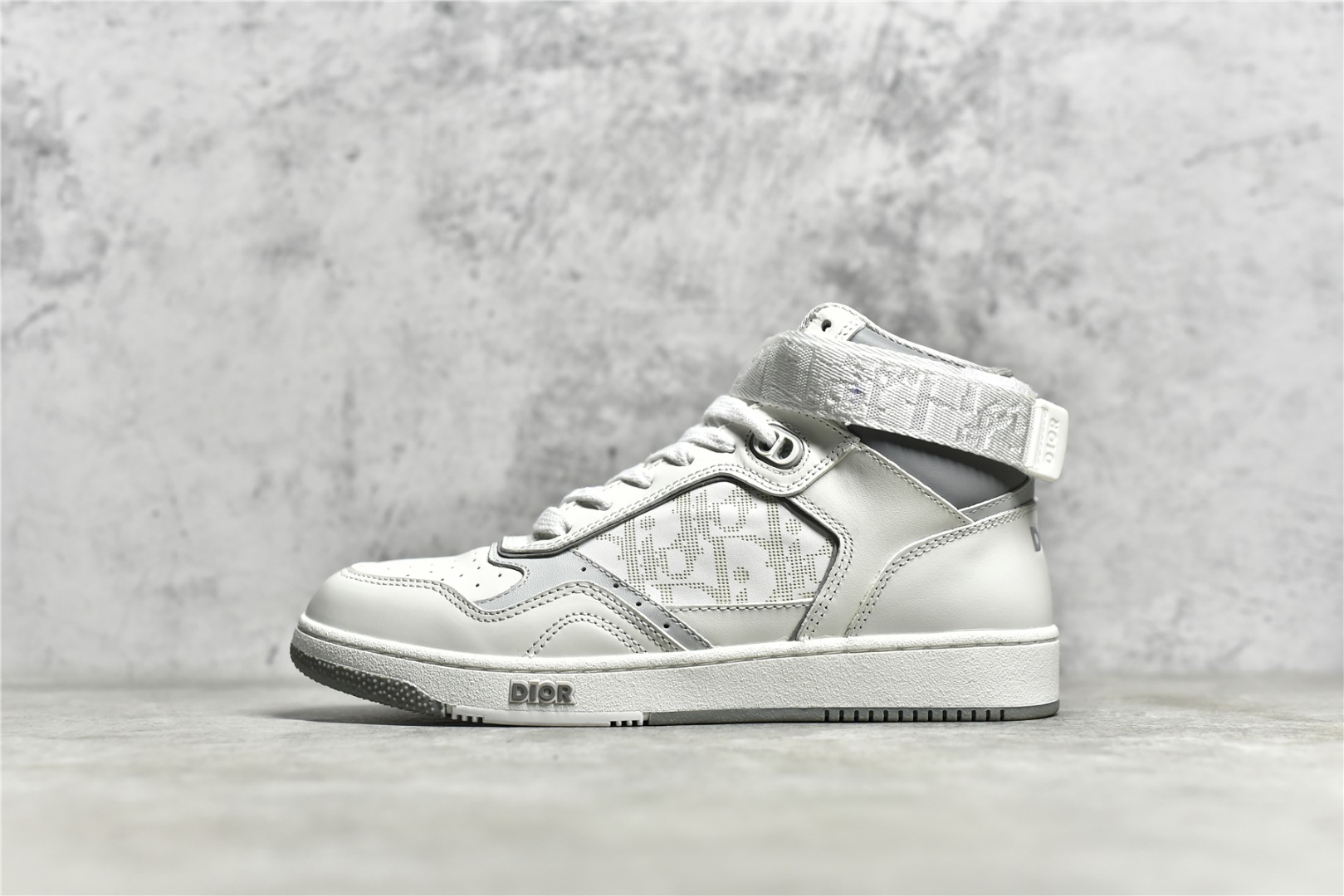 Dior B27 Sneakers High-Top White (AA Version) - Sneaker Replica Workshop
