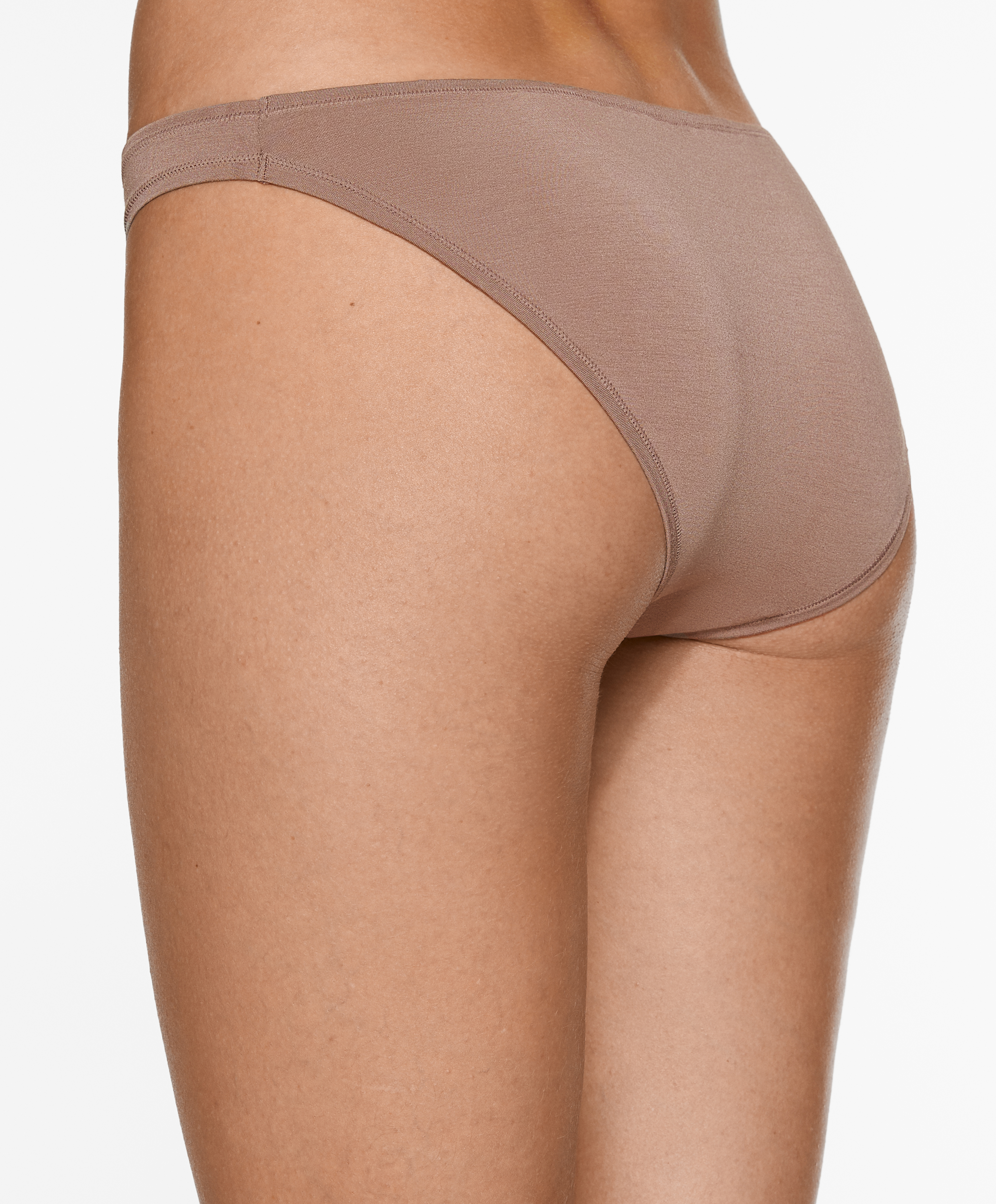 OYSHO 2 classic briefs in a modal blend and 16% silk