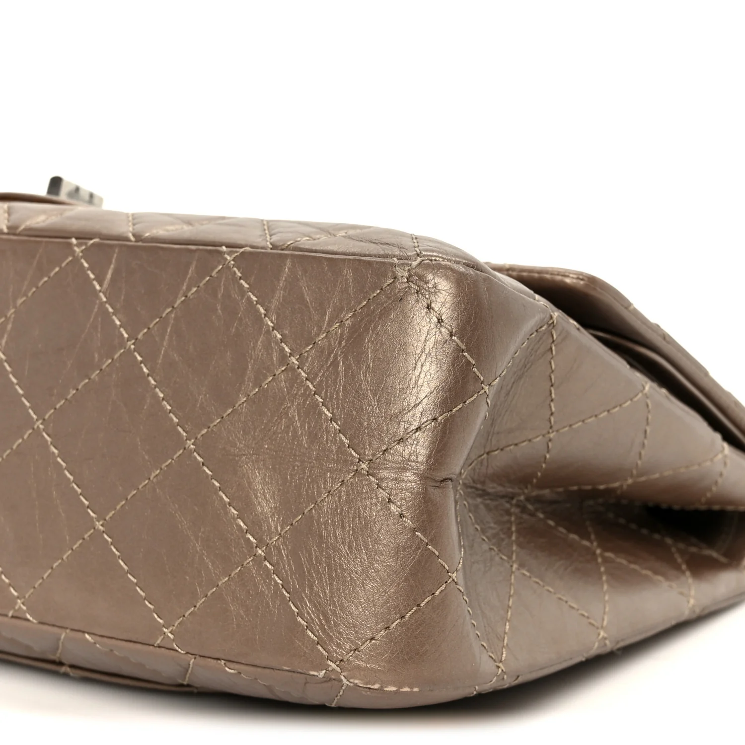 Metallic Aged Calfskin Quilted 2.55 Reissue 227 Flap Dark Gold - Top Club
