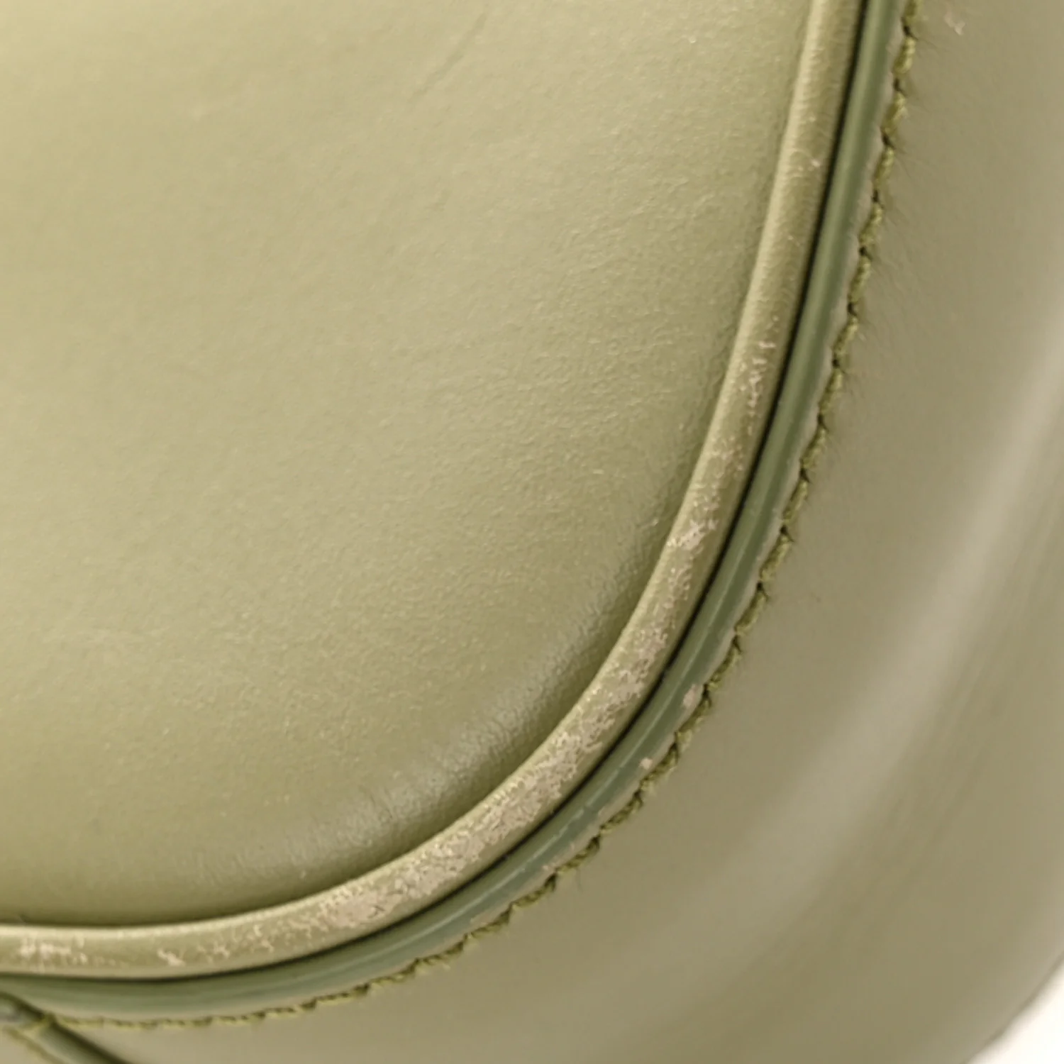 Smooth Calfskin Le 5 A 7 Hobo Pistache - Top Club