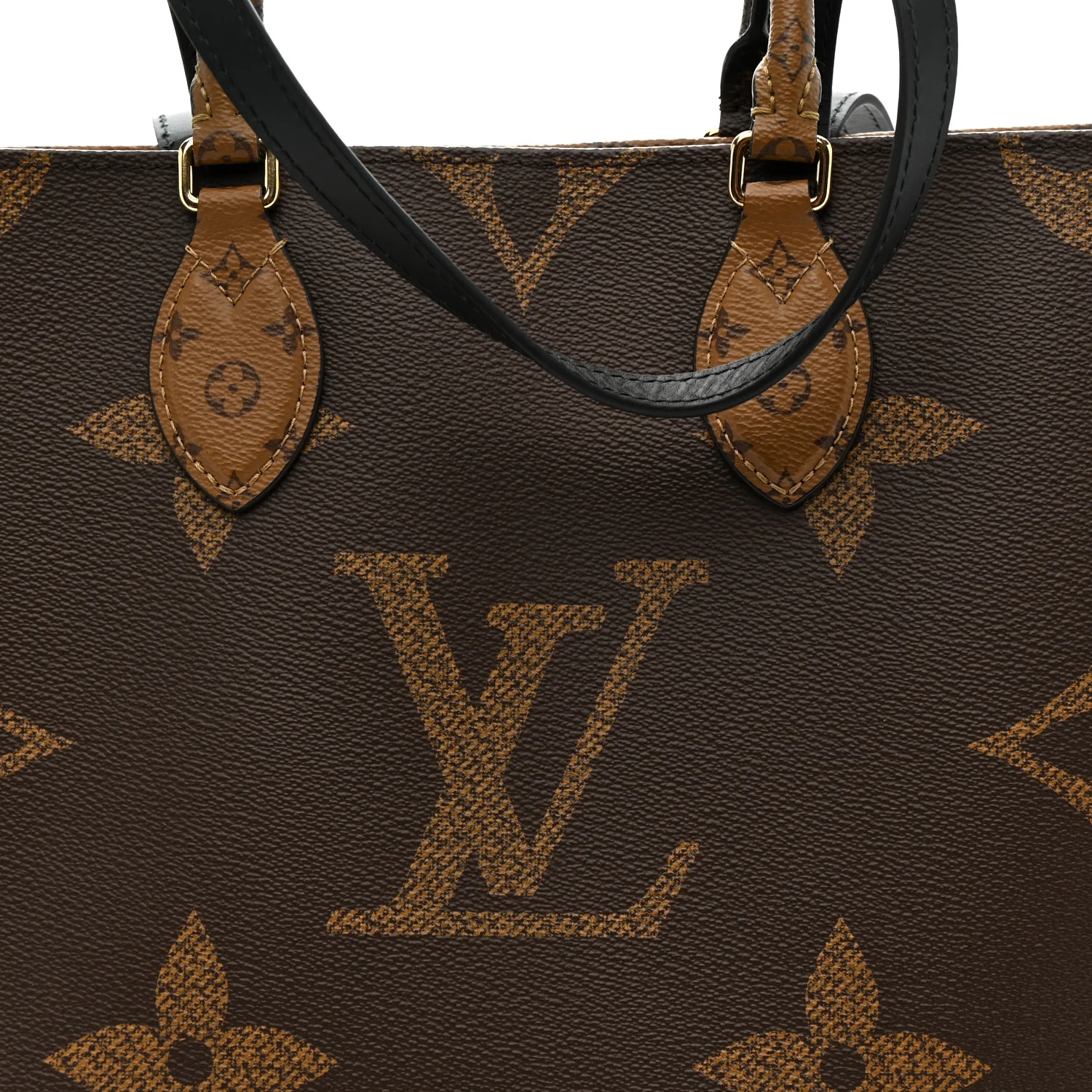 Reverse Monogram Giant Onthego MM - Top Club