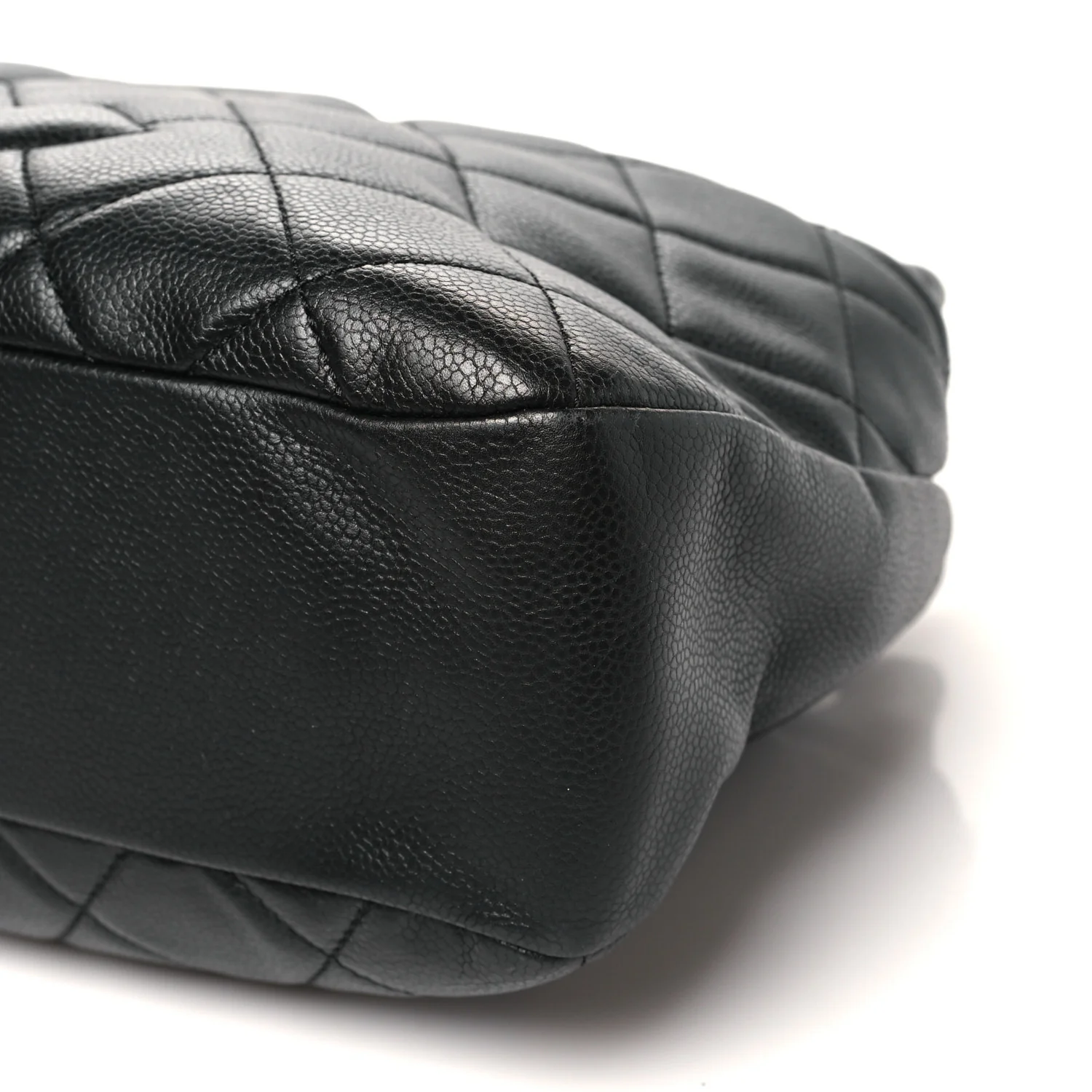 Caviar Quilted CC Timeless Soft Tote Black - Top Club