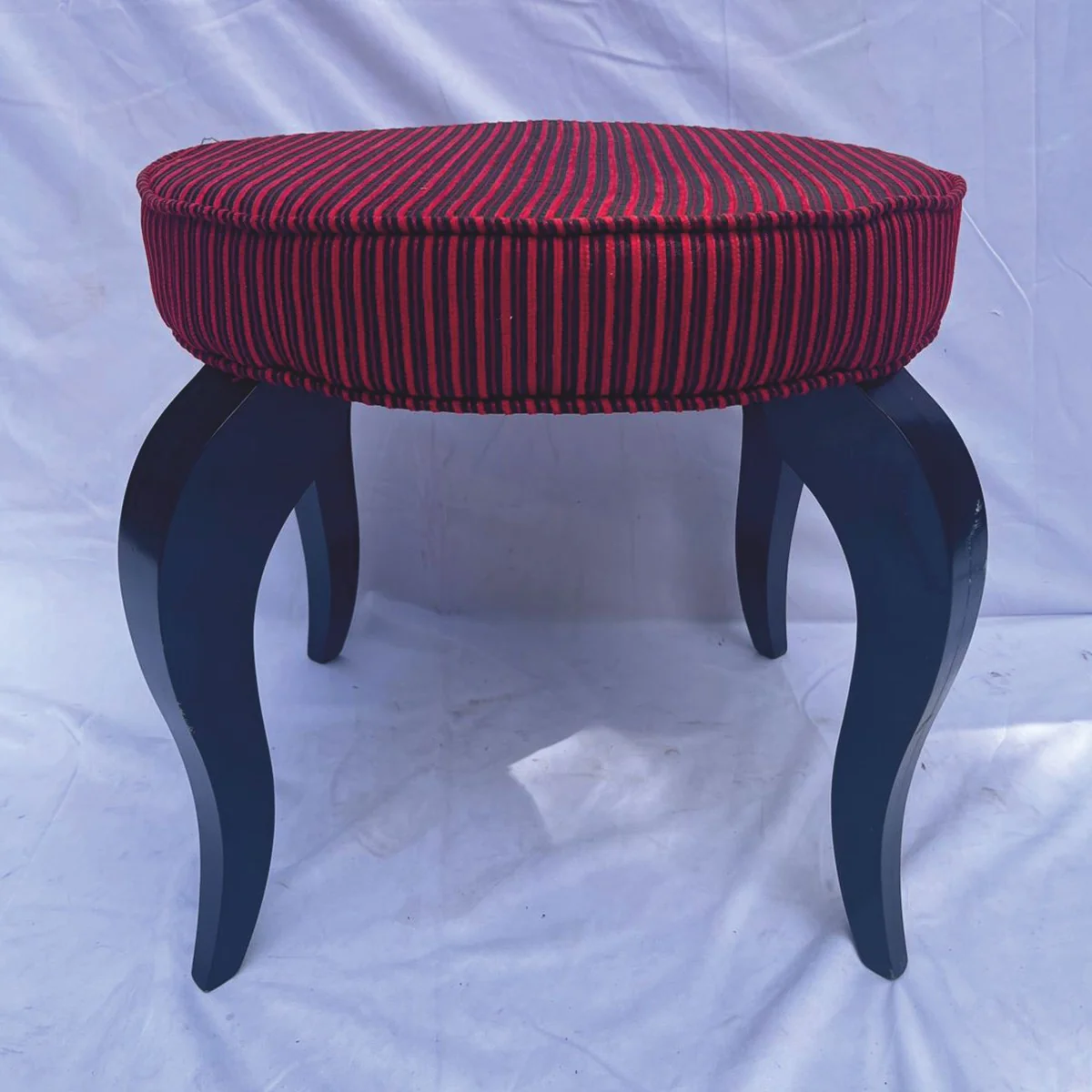 Baroque stool red / black H. 49 cm - Baroque style furniture