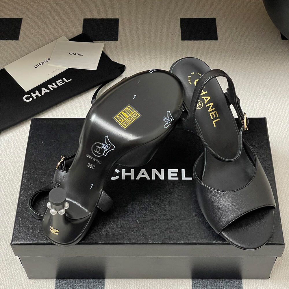 CHANEL Sandals - Top Club