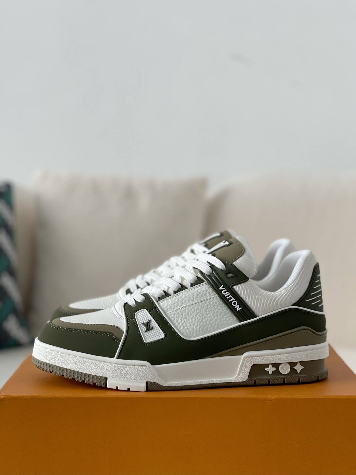 Louis Vuitton LV Trainer Green White Sneaker - Sneaker Replica Workshop