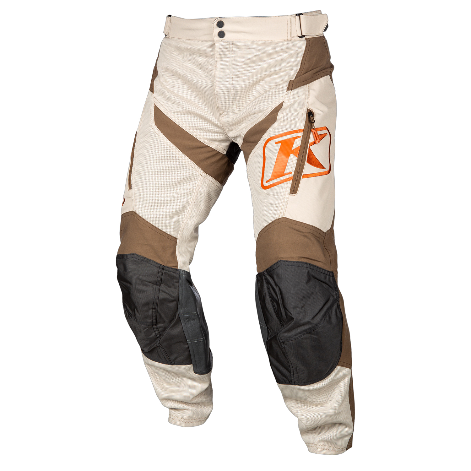 Mojave in boat pants