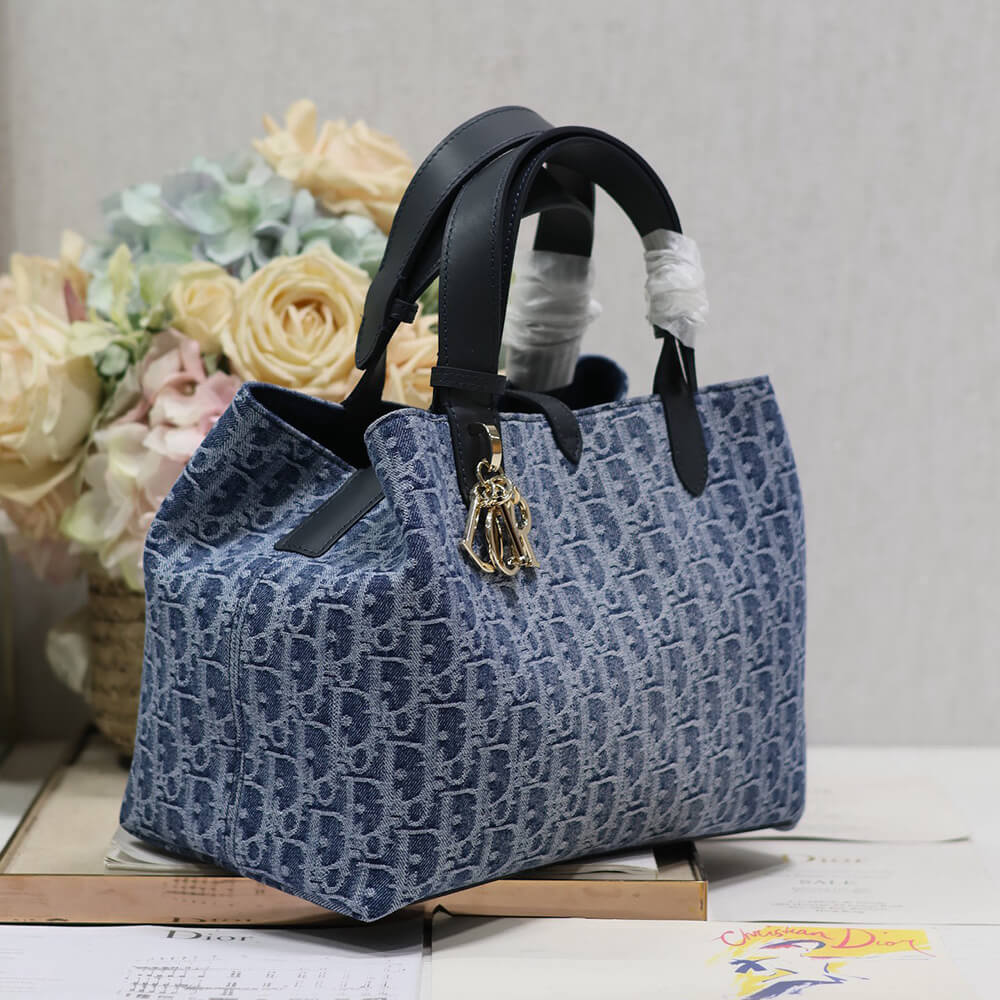 Medium Dior Toujours Bag - Top Club