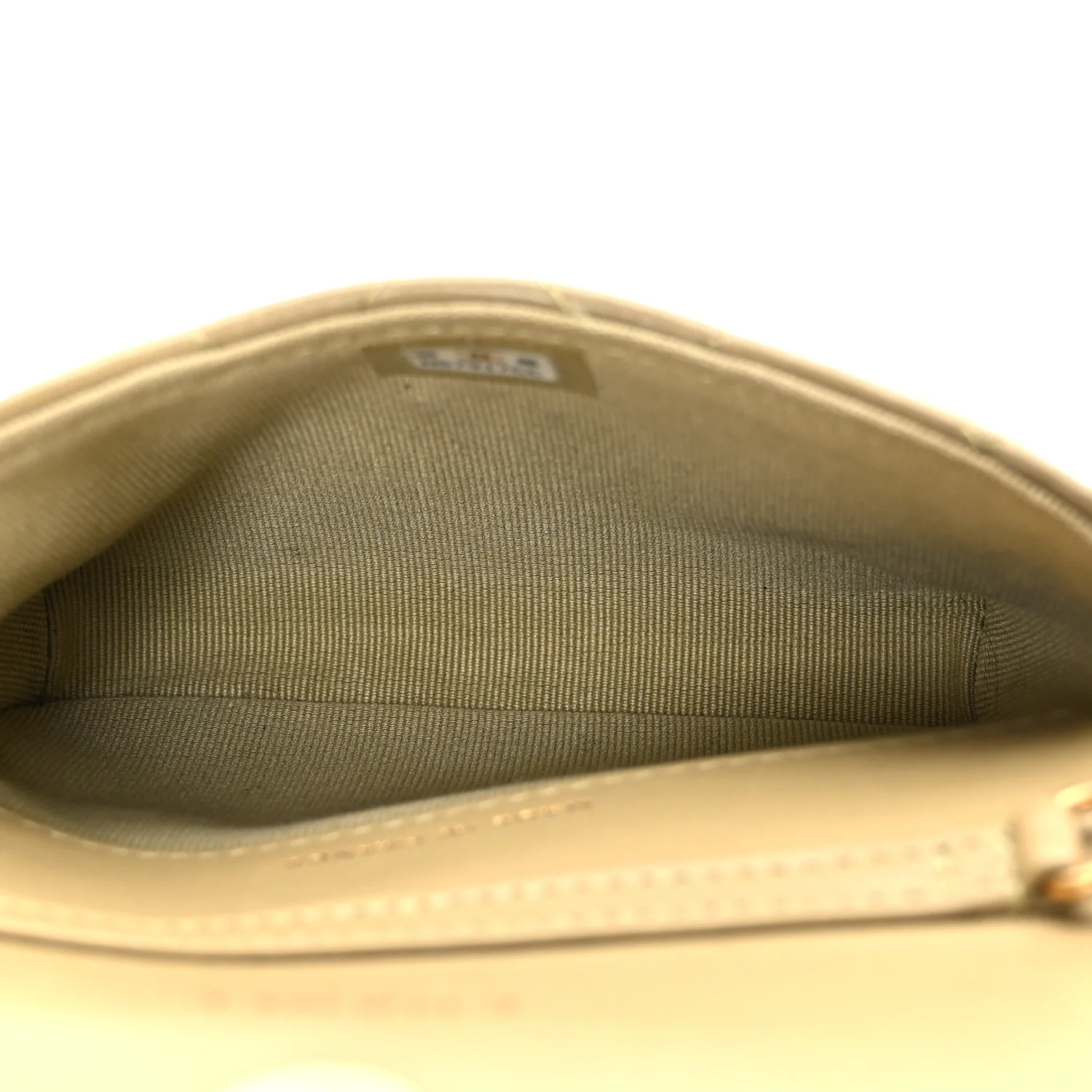 Lambskin Enamel Quilted Coco Hearts Clutch With Chain Light Green - Top Club