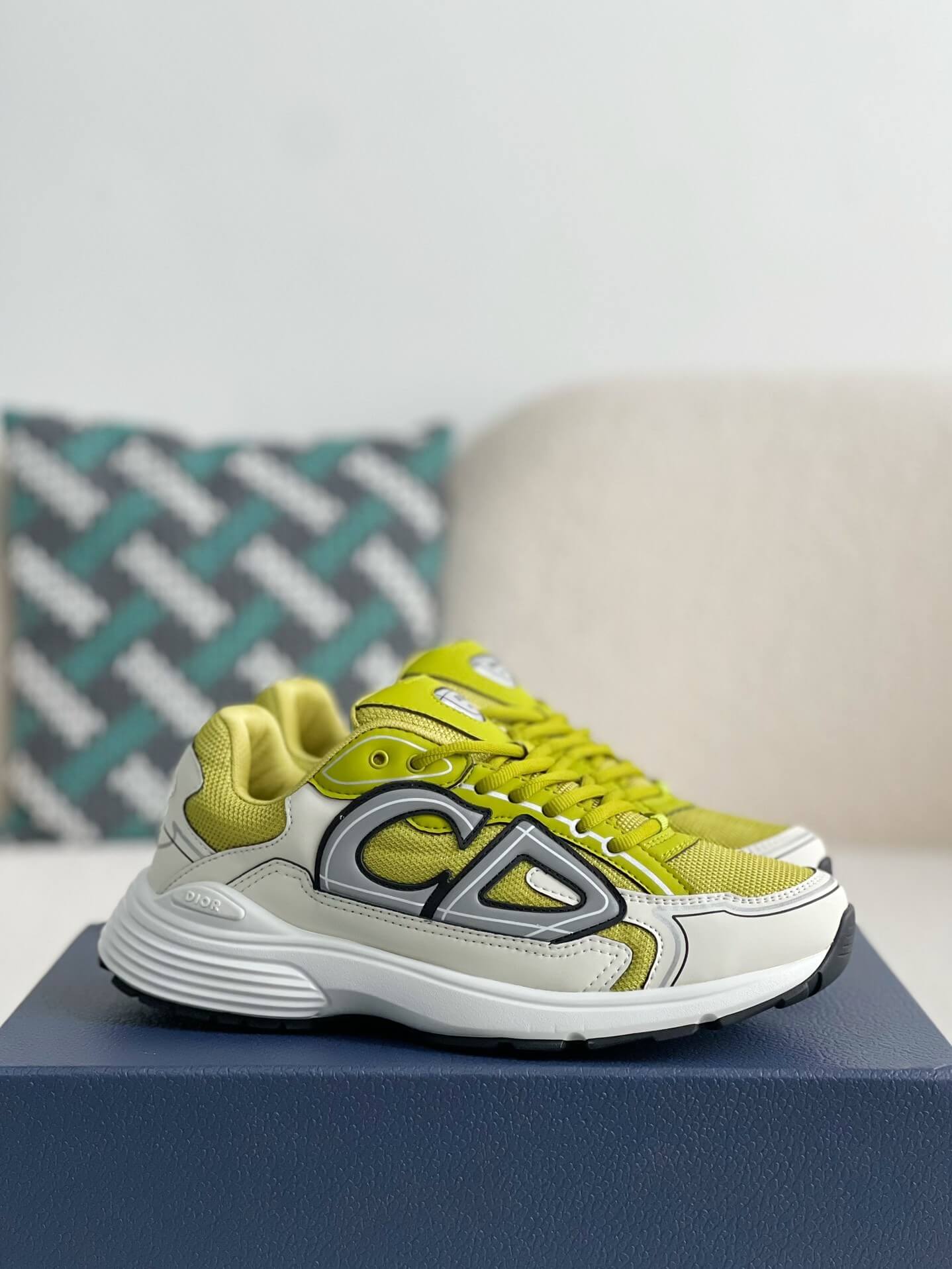Dior B30 Sneaker Yellow Sneakers - Sneaker Replica Workshop