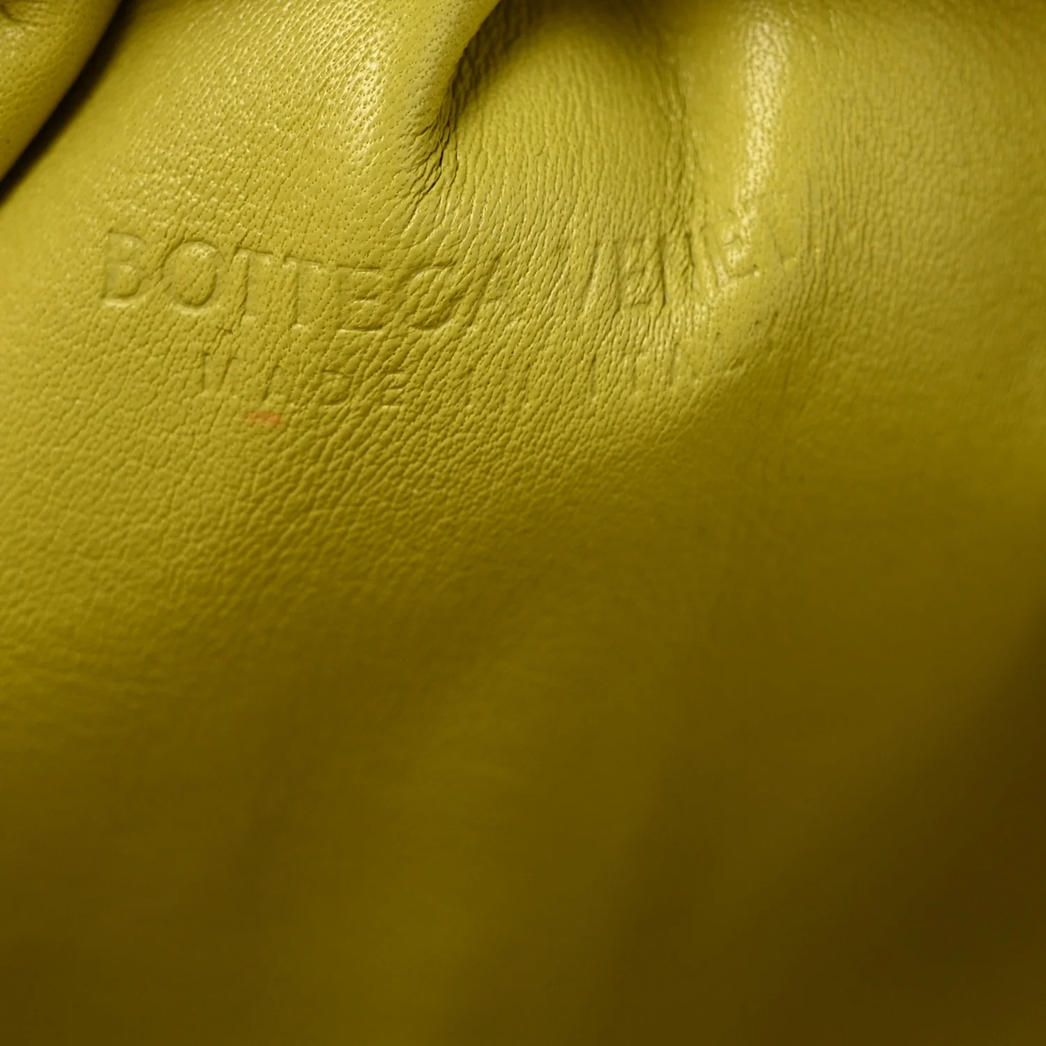 Butter Calfskin The Mini Pouch Kiwi - Top Club