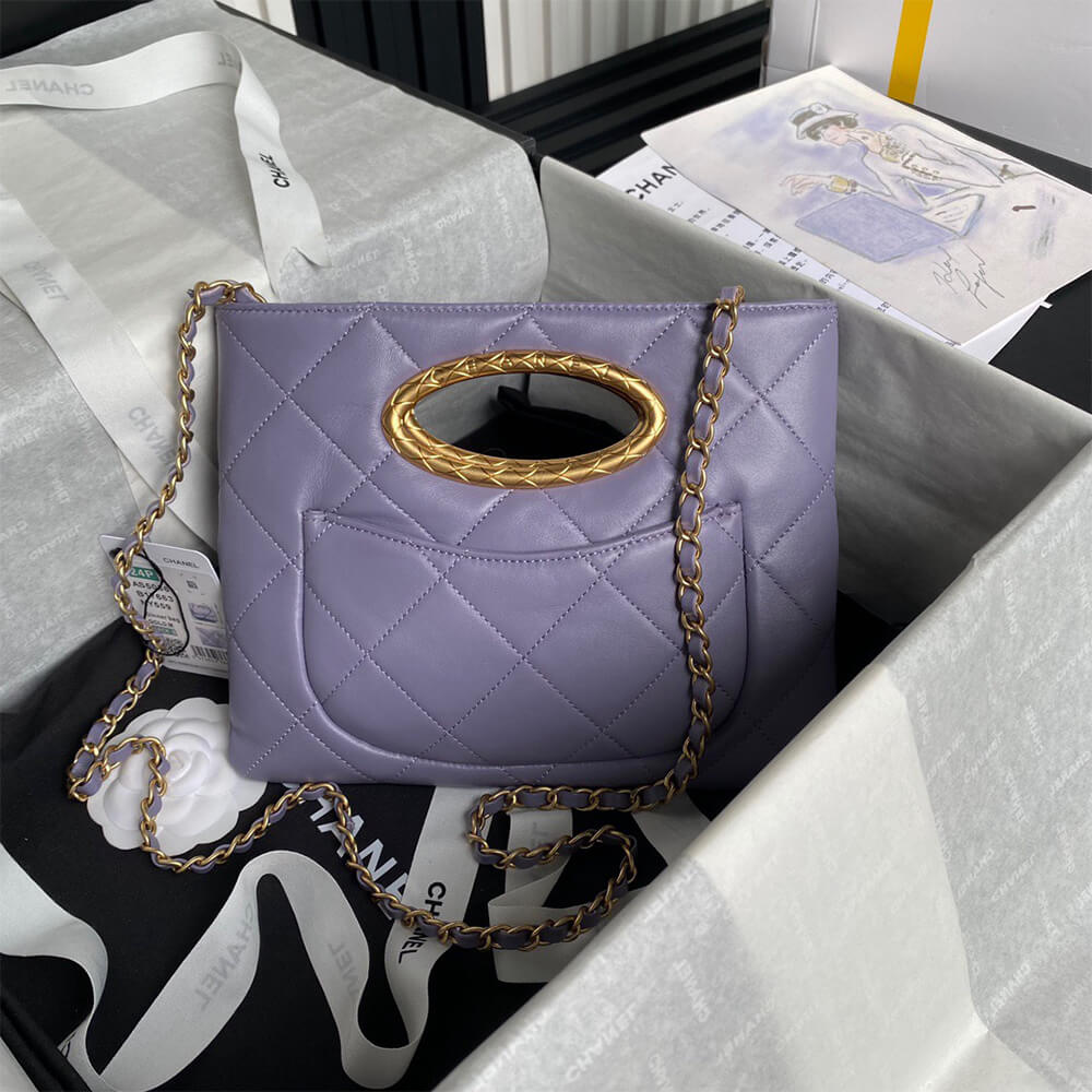 CHANEL Clutch - Top Club