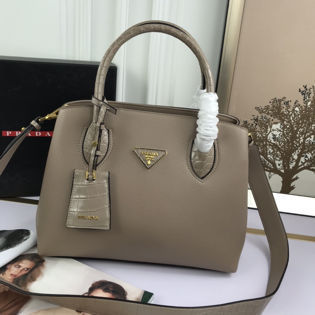 Pra new arrival bag 66153  size: 30*24*14 cm - Top Club
