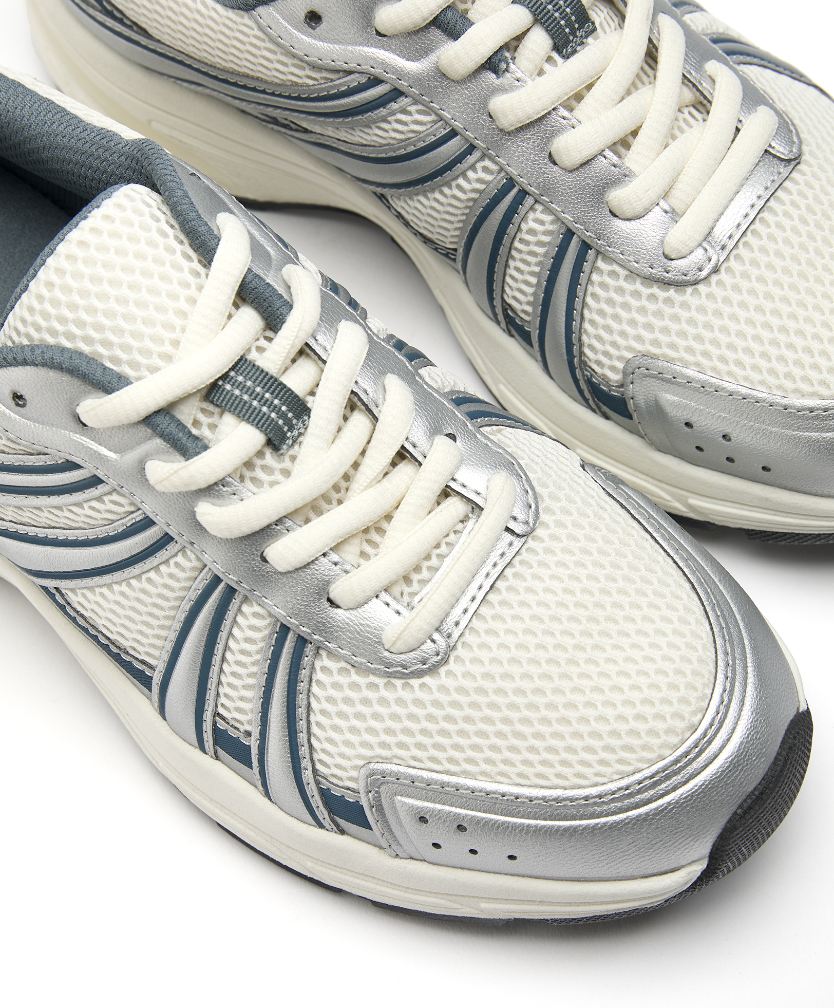 OYSHO Running trainers with metallic pieces