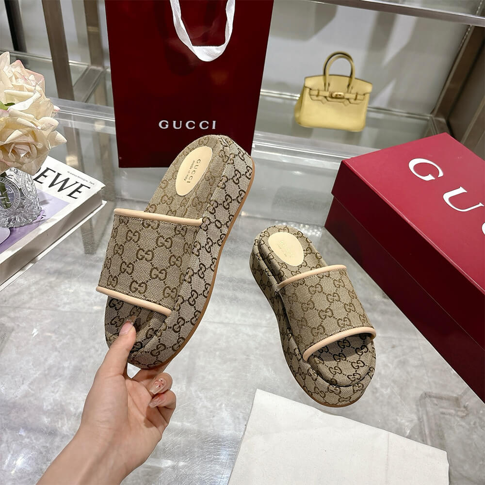 GUCCI Women s GG platform sandal - Top Club