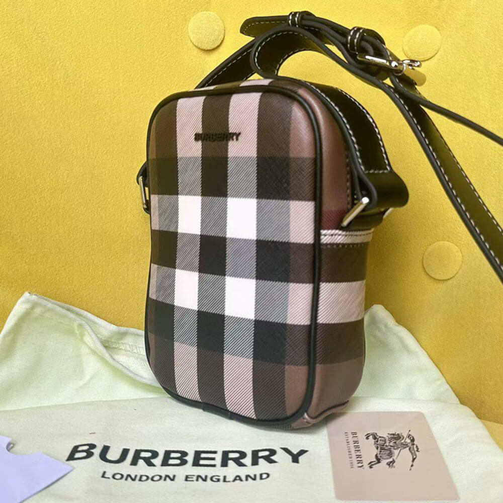 Burberry Vertical Paddy Bag - Top Club