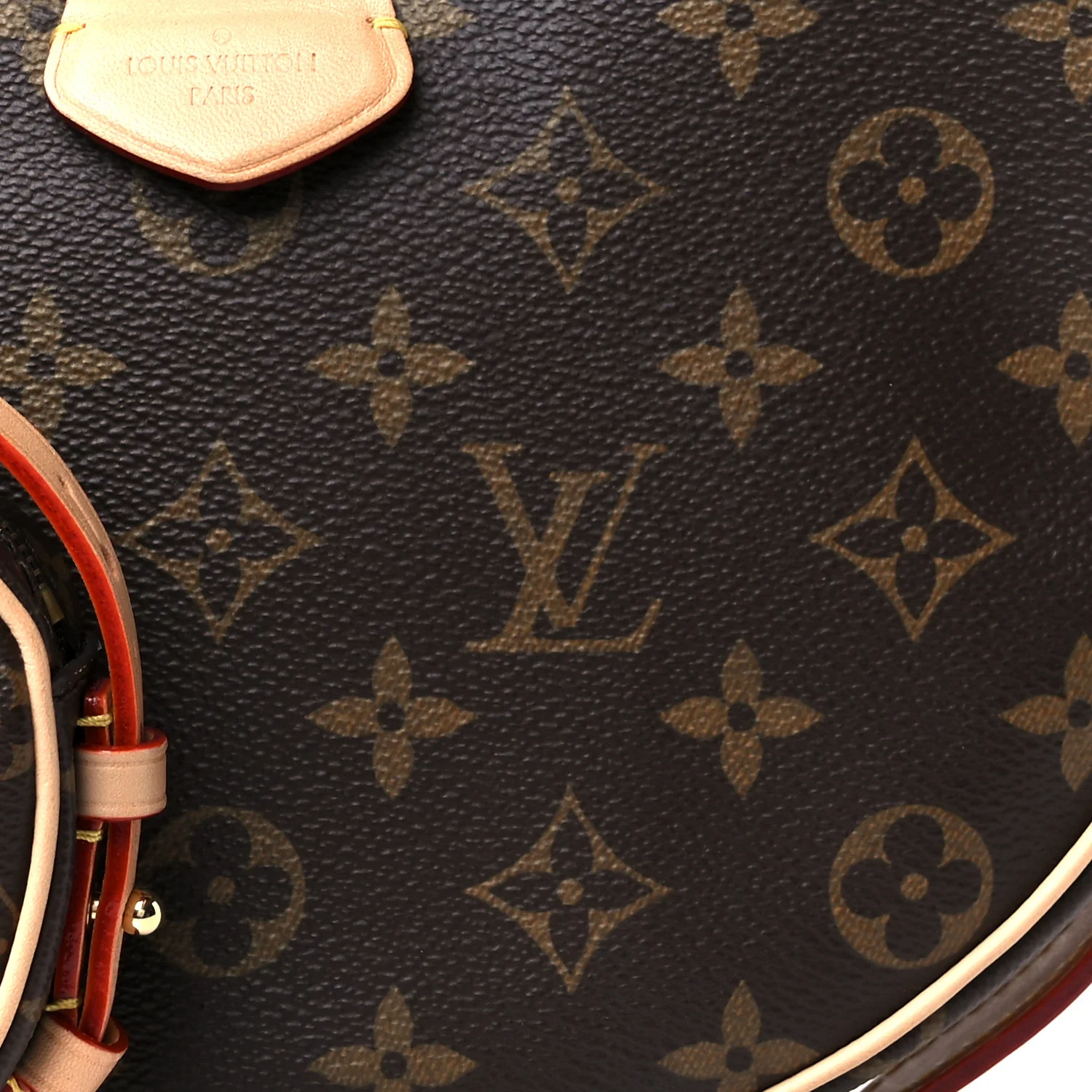 Monogram Croissant MM NM - Top Club
