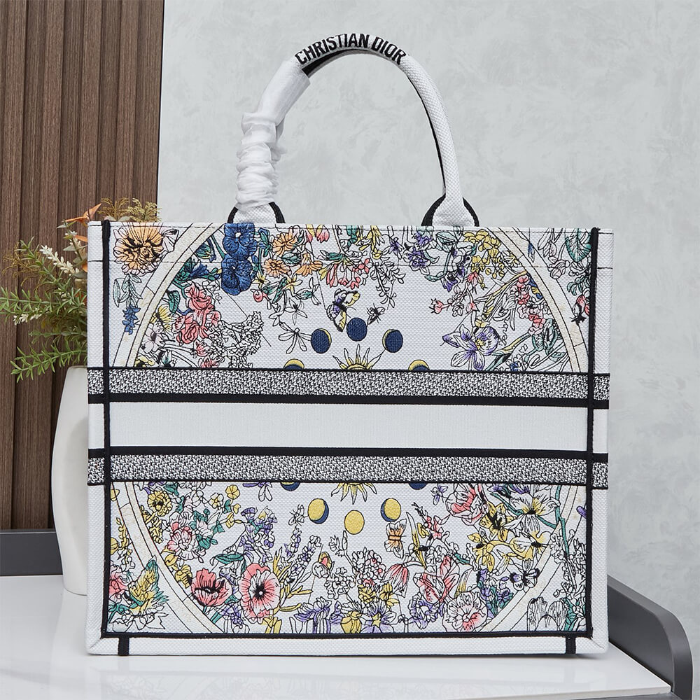 Dior Lucky Large Dior Book Tote - Top Club