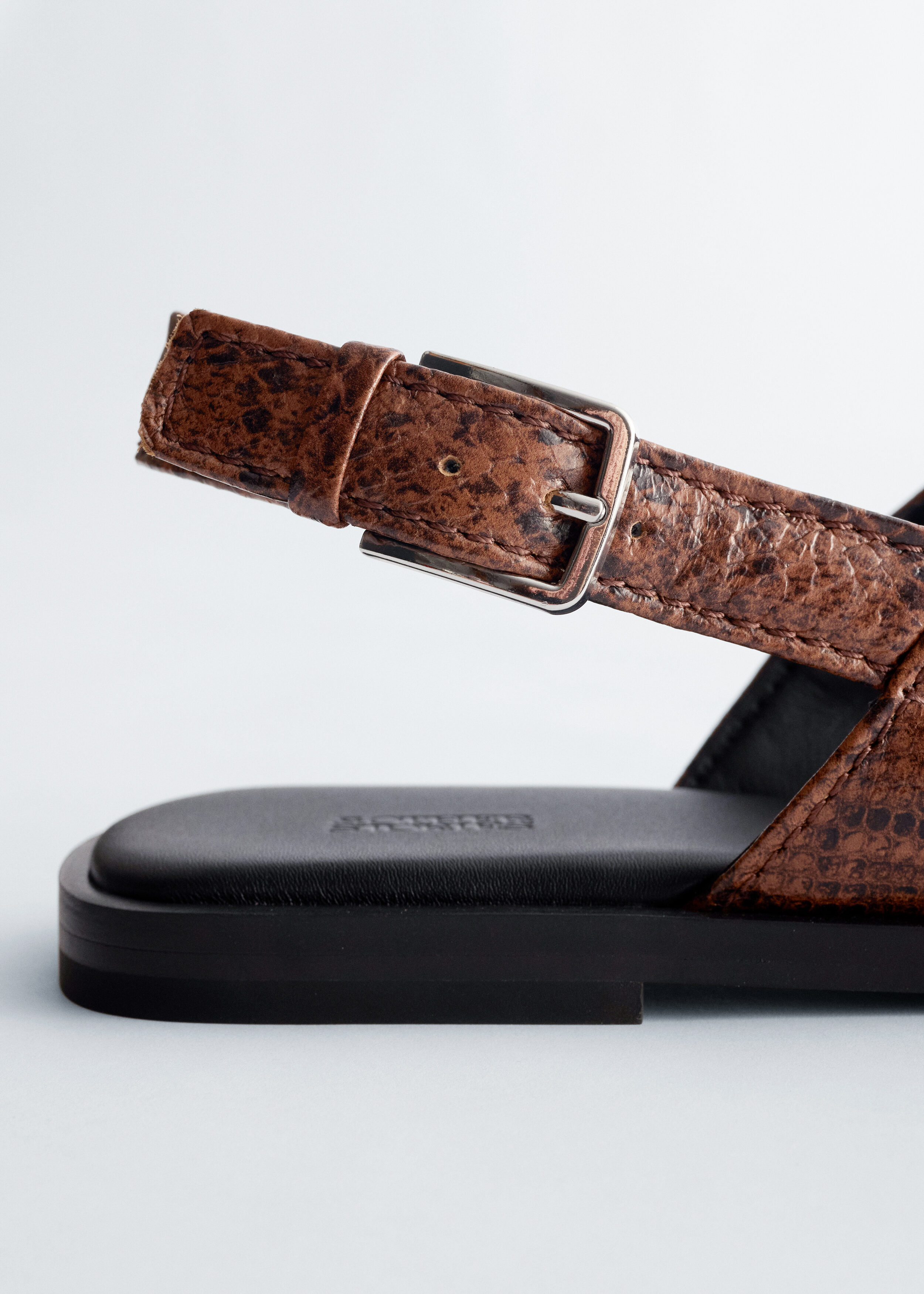 & Other Stories CROSSOVER LEATHER SANDALS