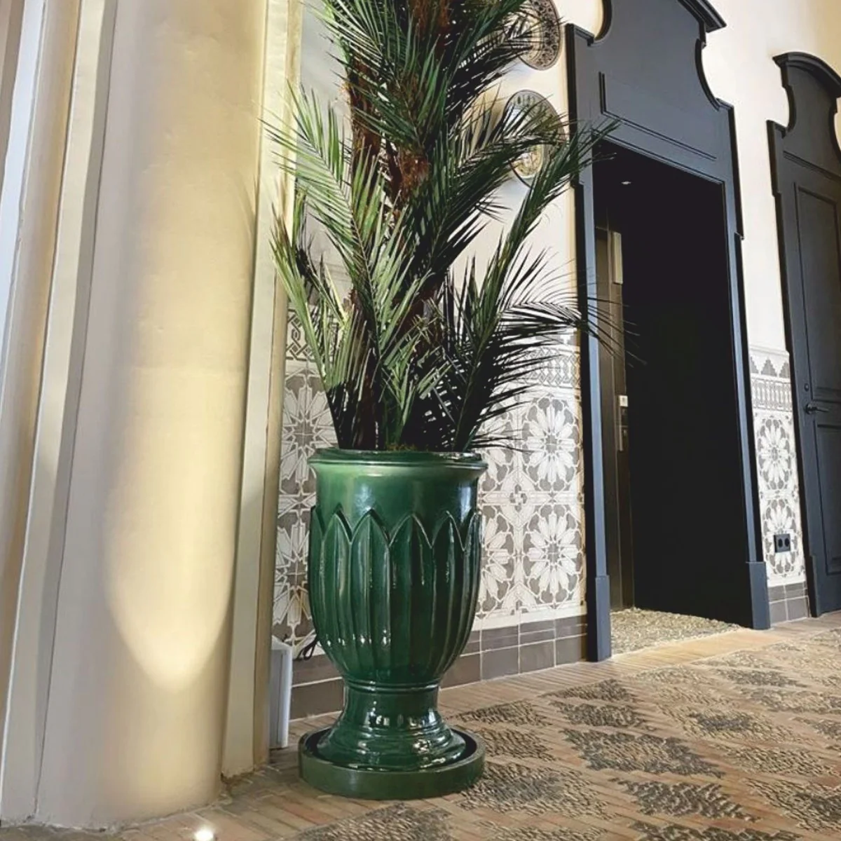 Luxury ceramic flower pot green Ø 53 x H. 81 cm - hotel & garden decoration