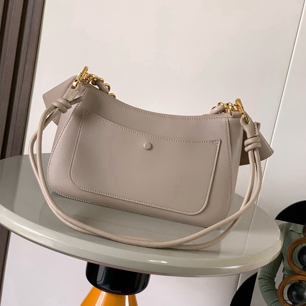 Loewe Medium Ola bag in smooth calfskin(HIGH-END GRADE) - Top Club
