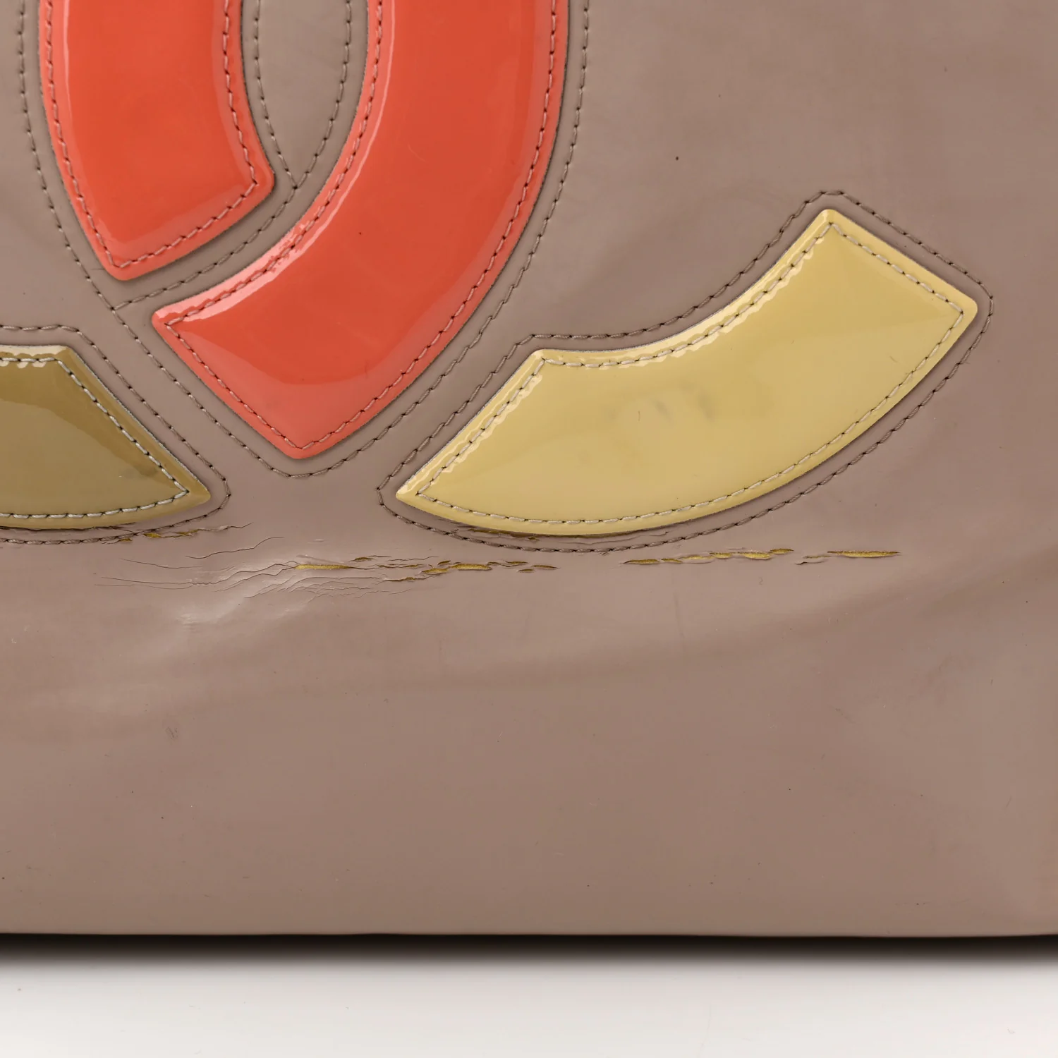 Vinyl Large Lipstick Tote Dark Beige - Top Club