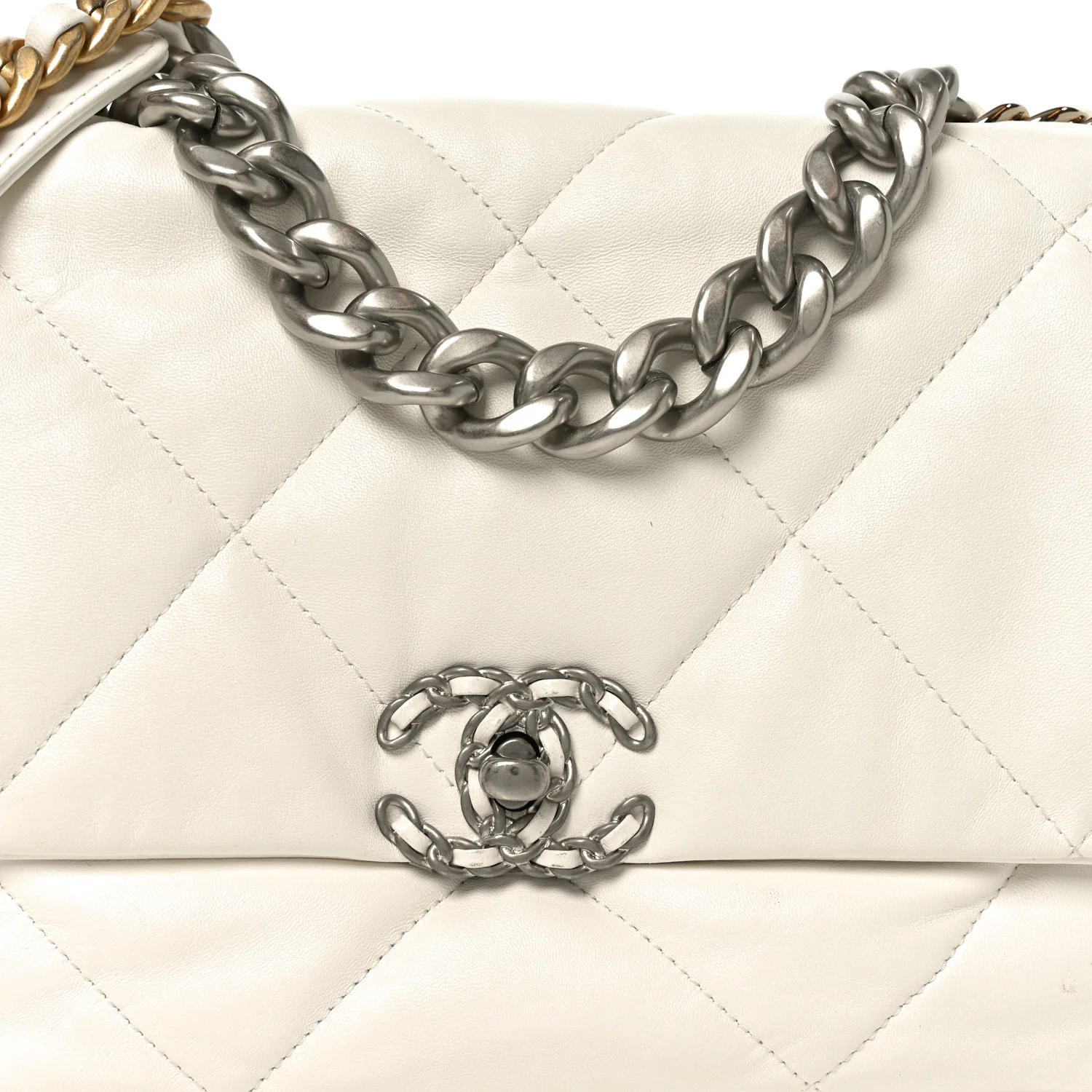 Quilted Large Chanel 19 Flap White - Top Club