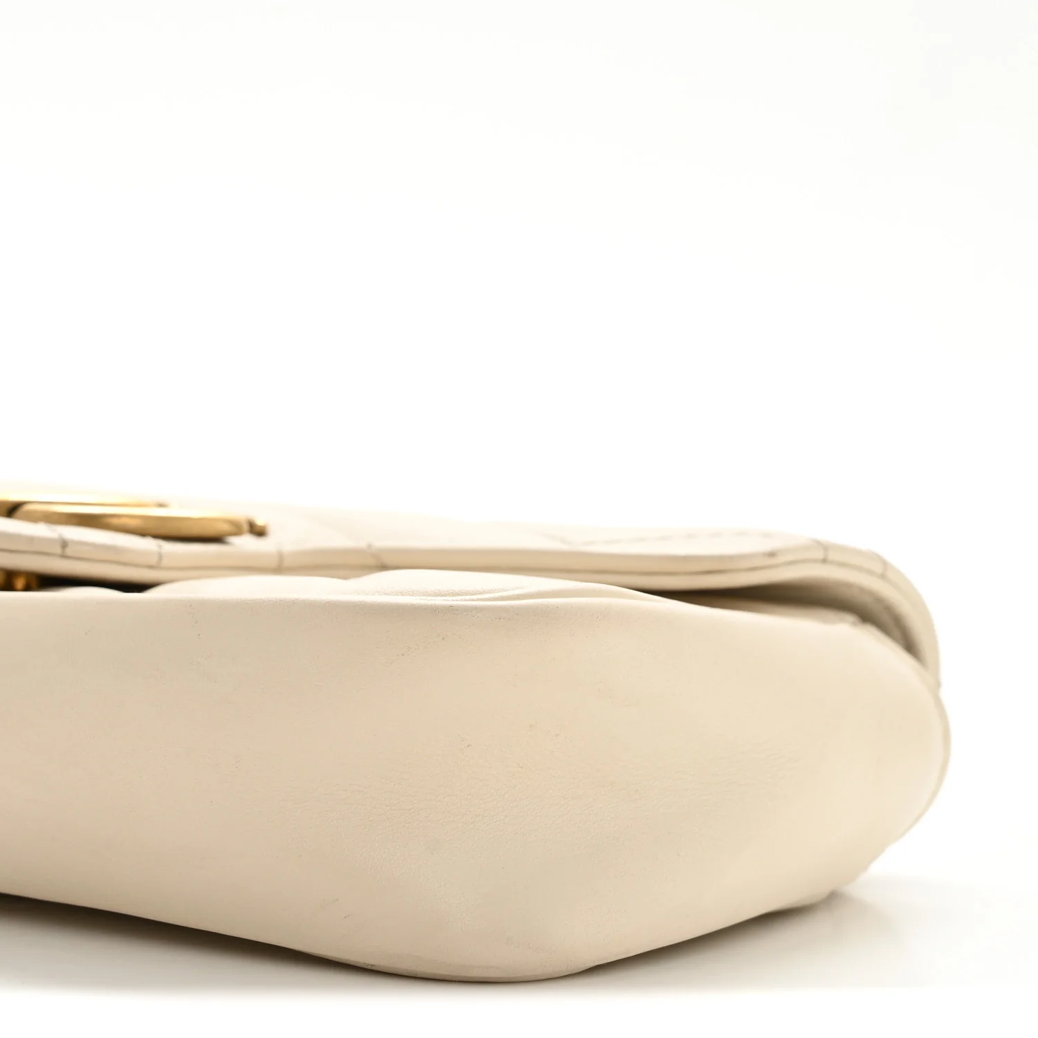 Calfskin Matelasse Super Mini GG Marmont Shoulder Bag White - Top Club