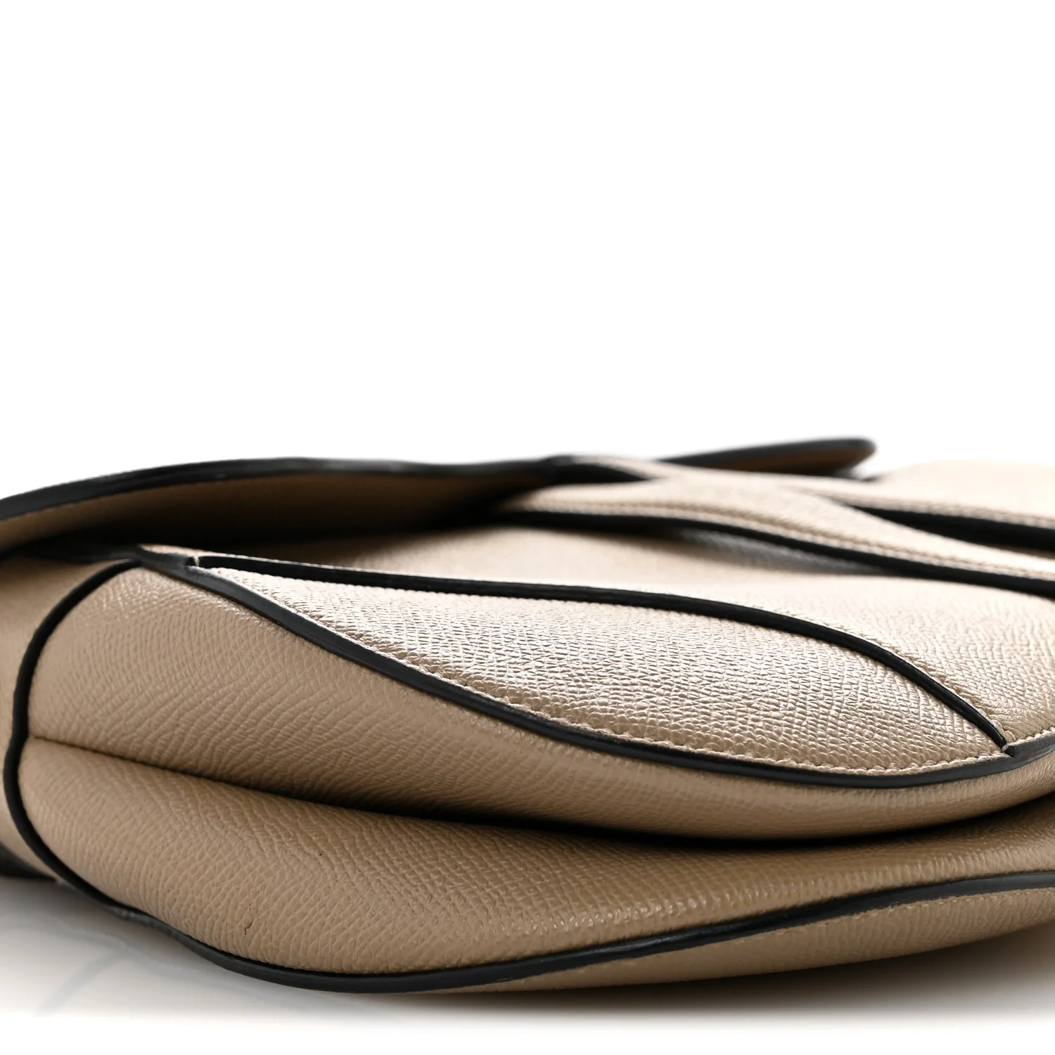 Grained Calfskin Saddle Bag With Strap Taupe - Top Club