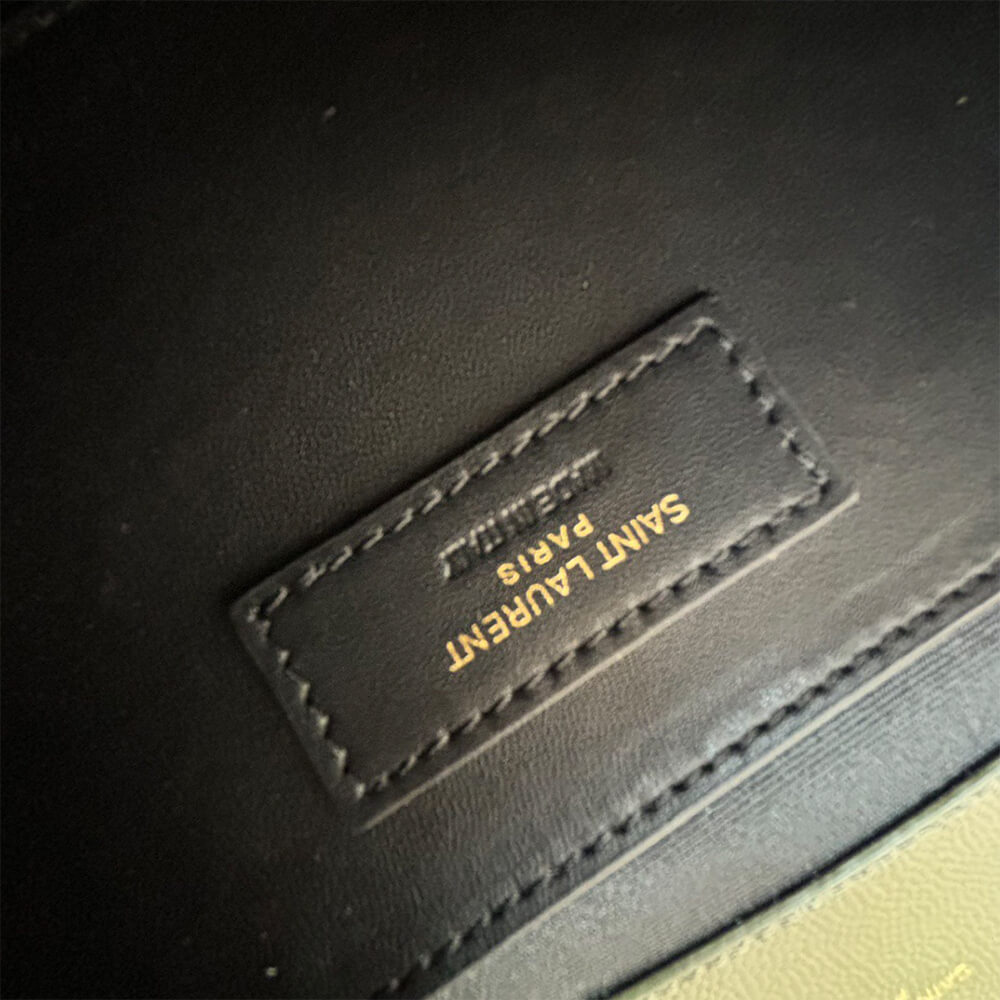 YSL envelope medium in grained leather - Top Club