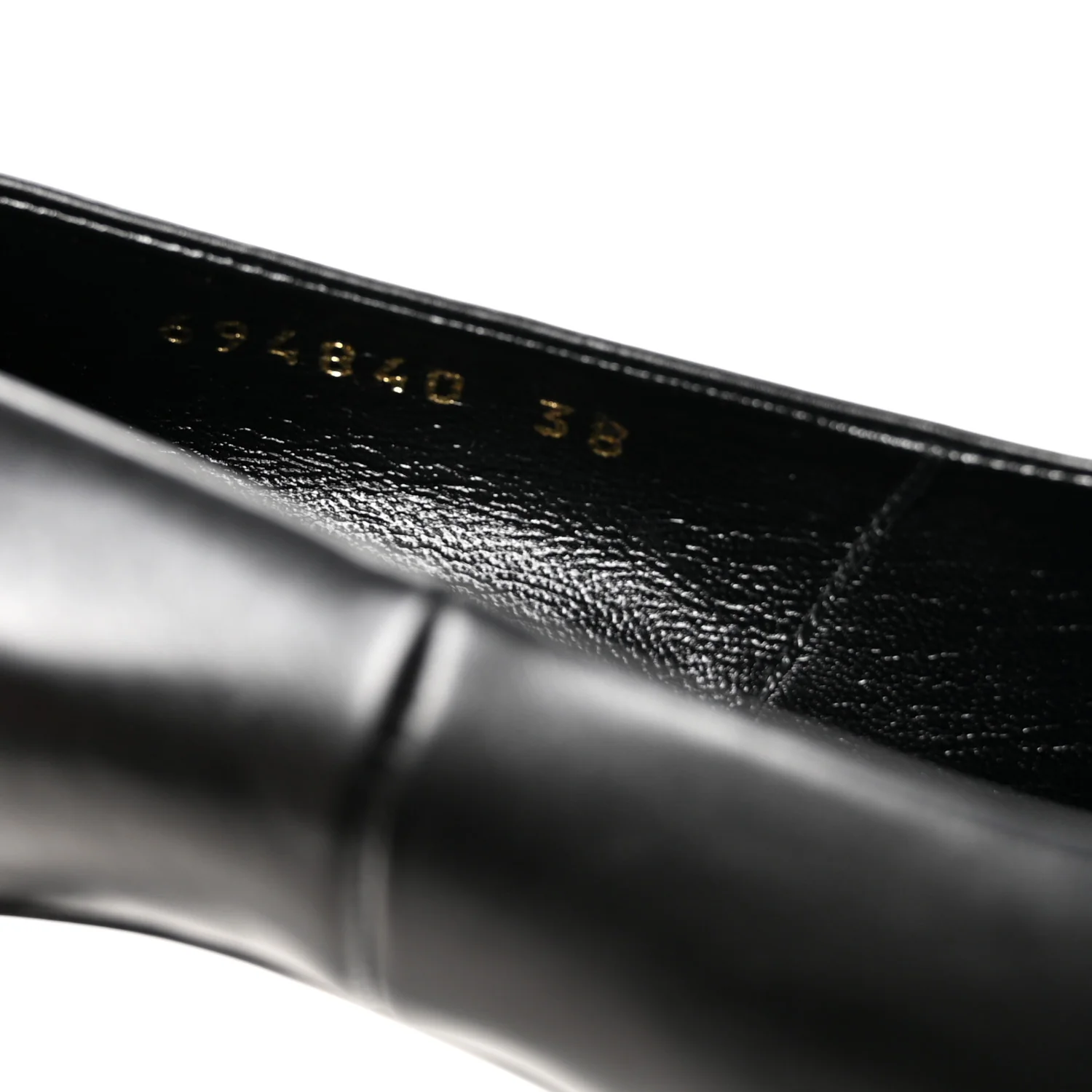 Distressed Calfskin Odeon 100mm Pumps 38 Black - Top Club