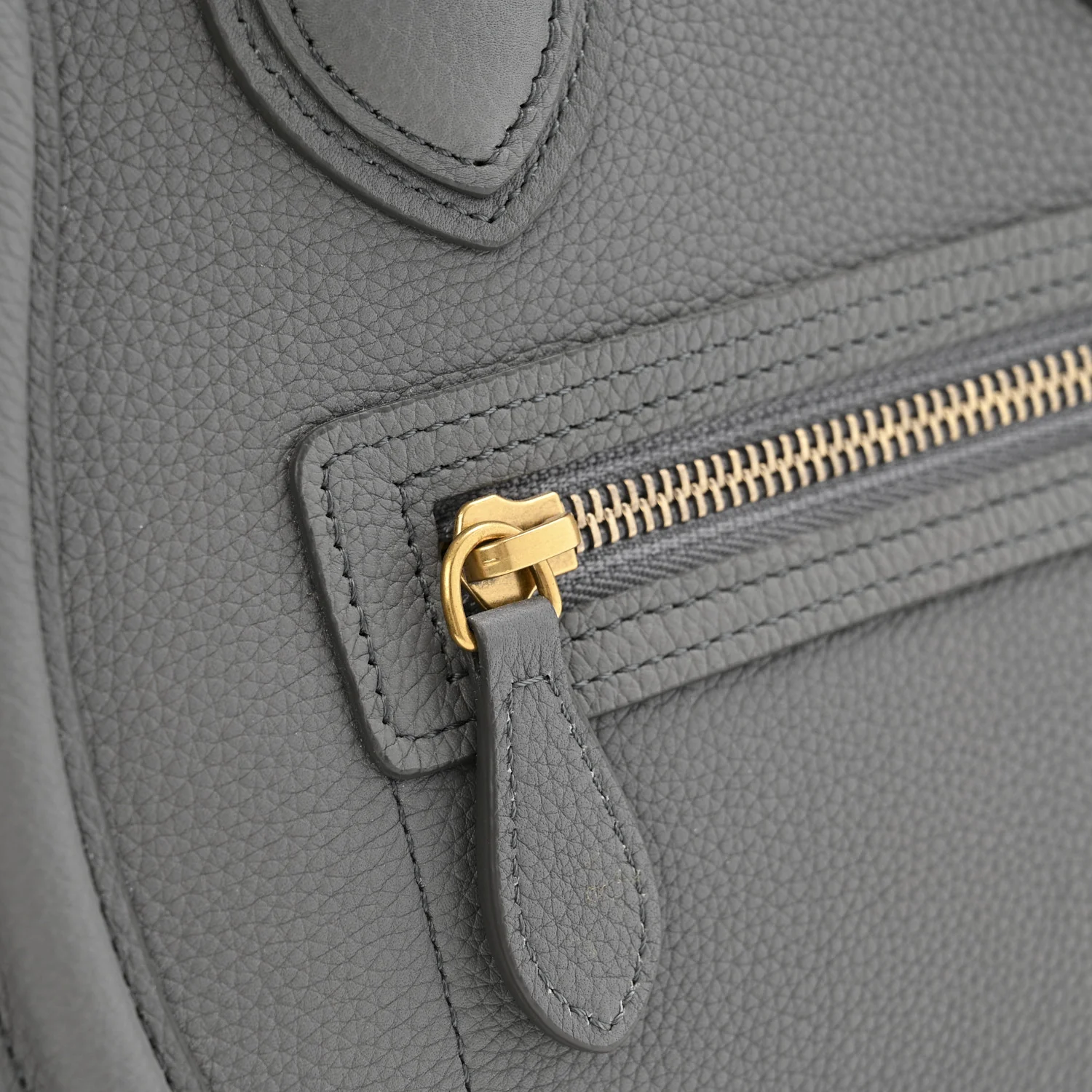 Baby Drummed Calfskin Micro Luggage Kohl - Top Club
