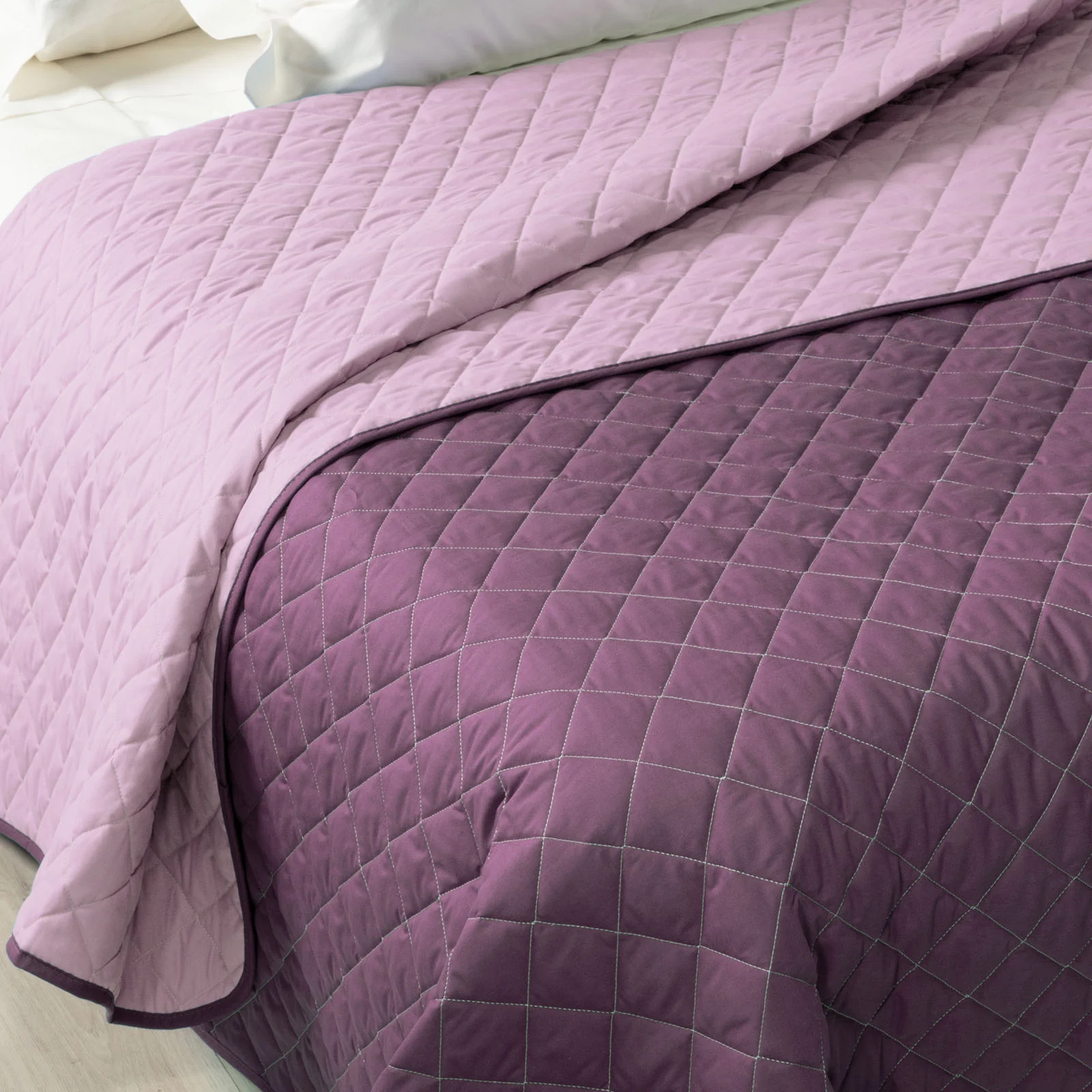Cotton quilted cotton bed