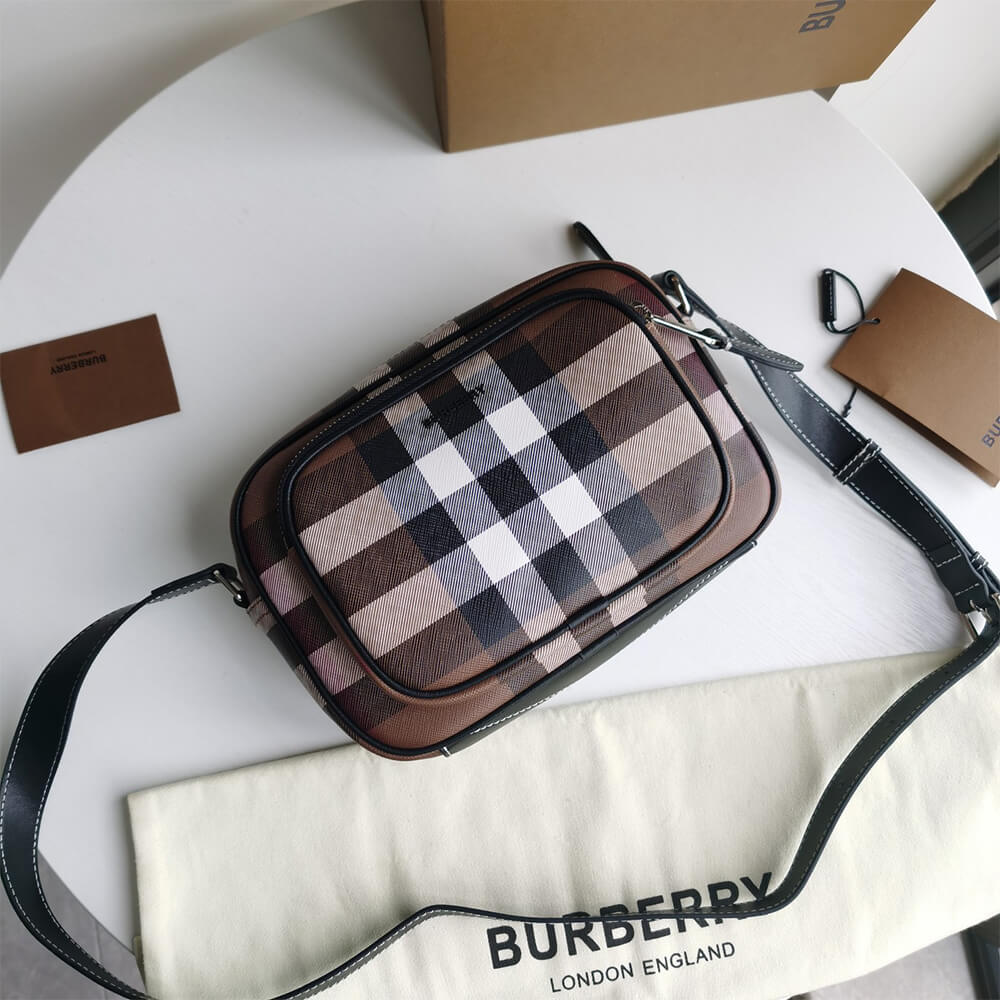 Burberry Paddy Bag - Top Club