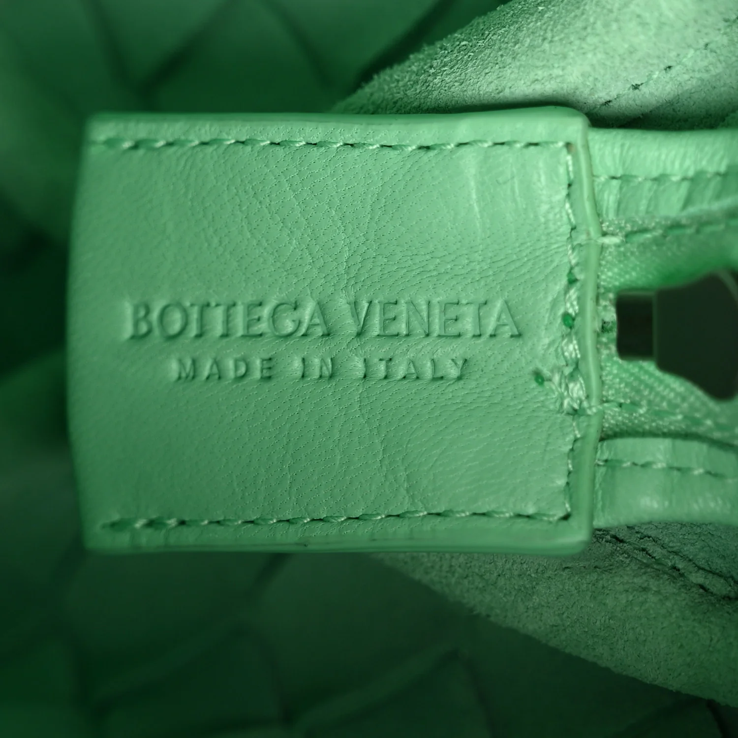 Nappa Intrecciato Mini Loop Camera Bag Fountain - Top Club