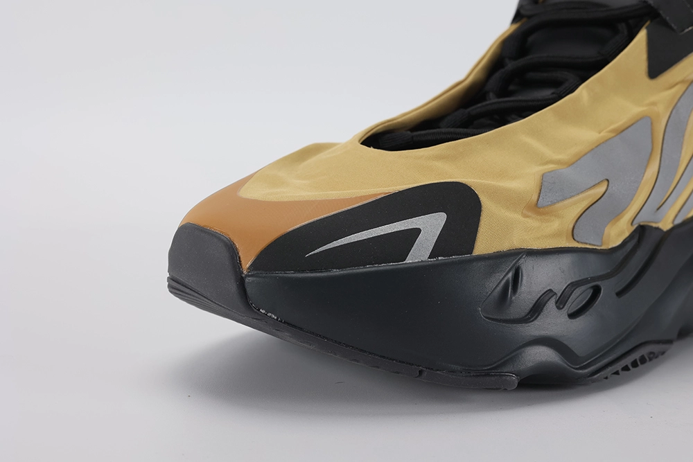 Yeezy Replica Boost 700 MNVN - Sneaker Replica Workshop