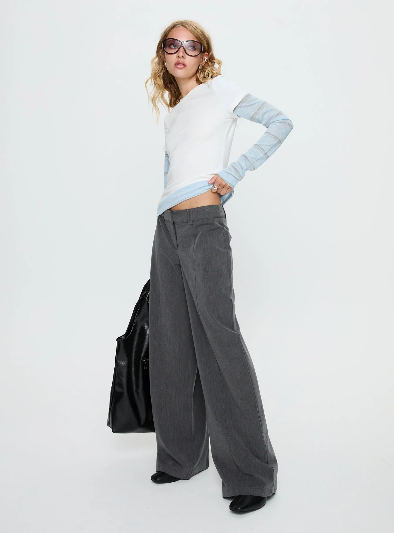 Sarito Low Rise Straight Leg Pants Grey
