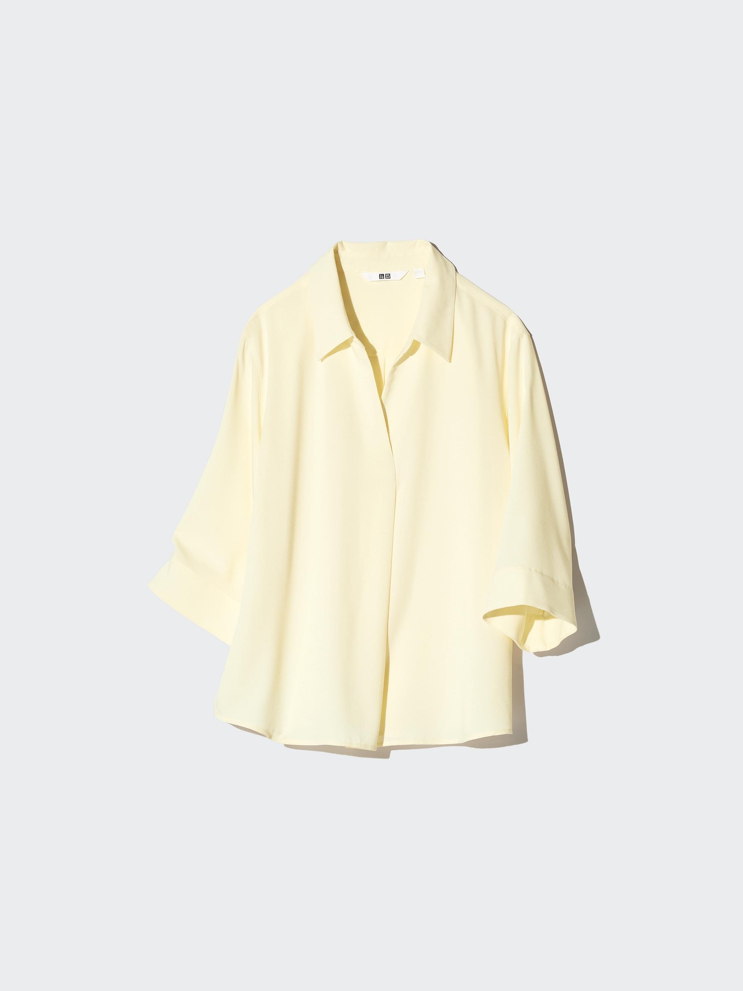 Rayon Skipper Collar 3/4 Sleeve Blouse
