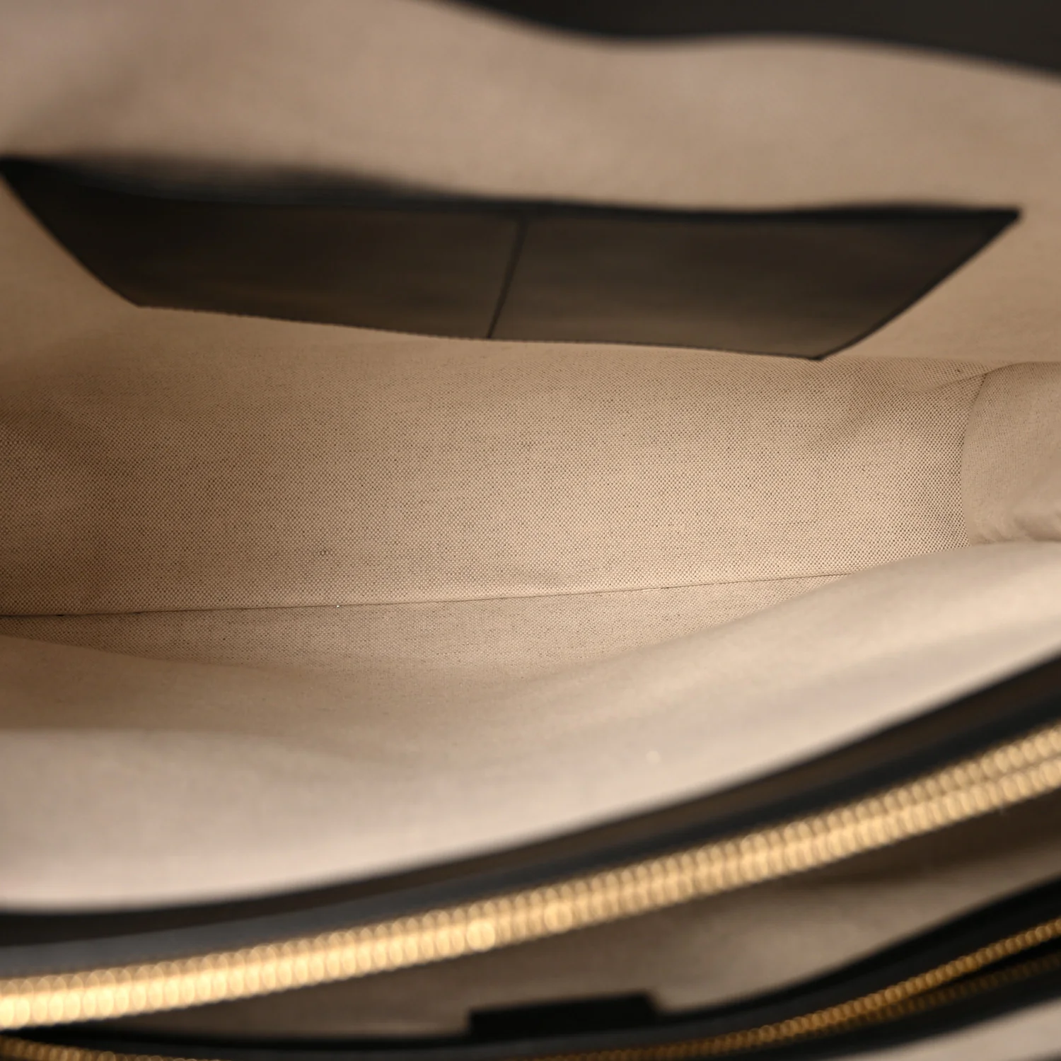 Calfskin GG Matelasse Tote Bag Black - Top Club