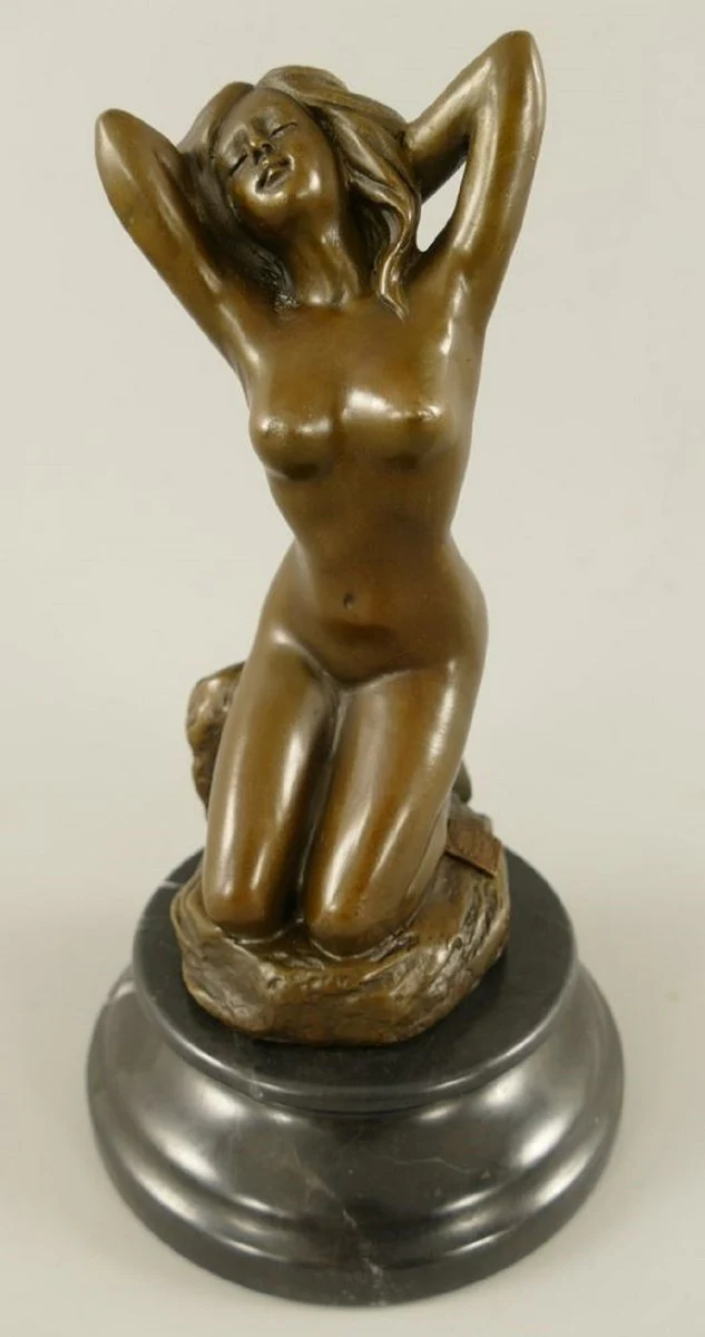 Art Nouveau bronze decorative figure woman bronze / black H. 21 cm
