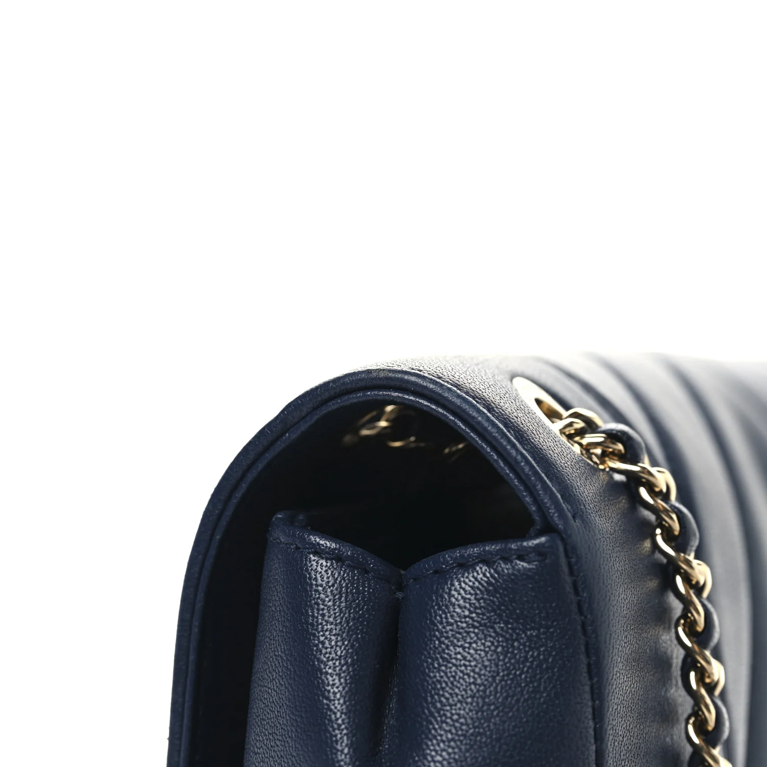 Sheepskin Chevron Quilted Medium Vintage Mademoiselle Flap Navy - Top Club